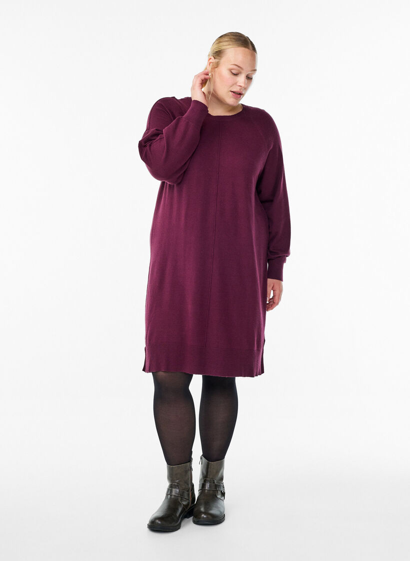 Short knitted dress with raglan sleeves and a centre seam, Red, Model image number 1