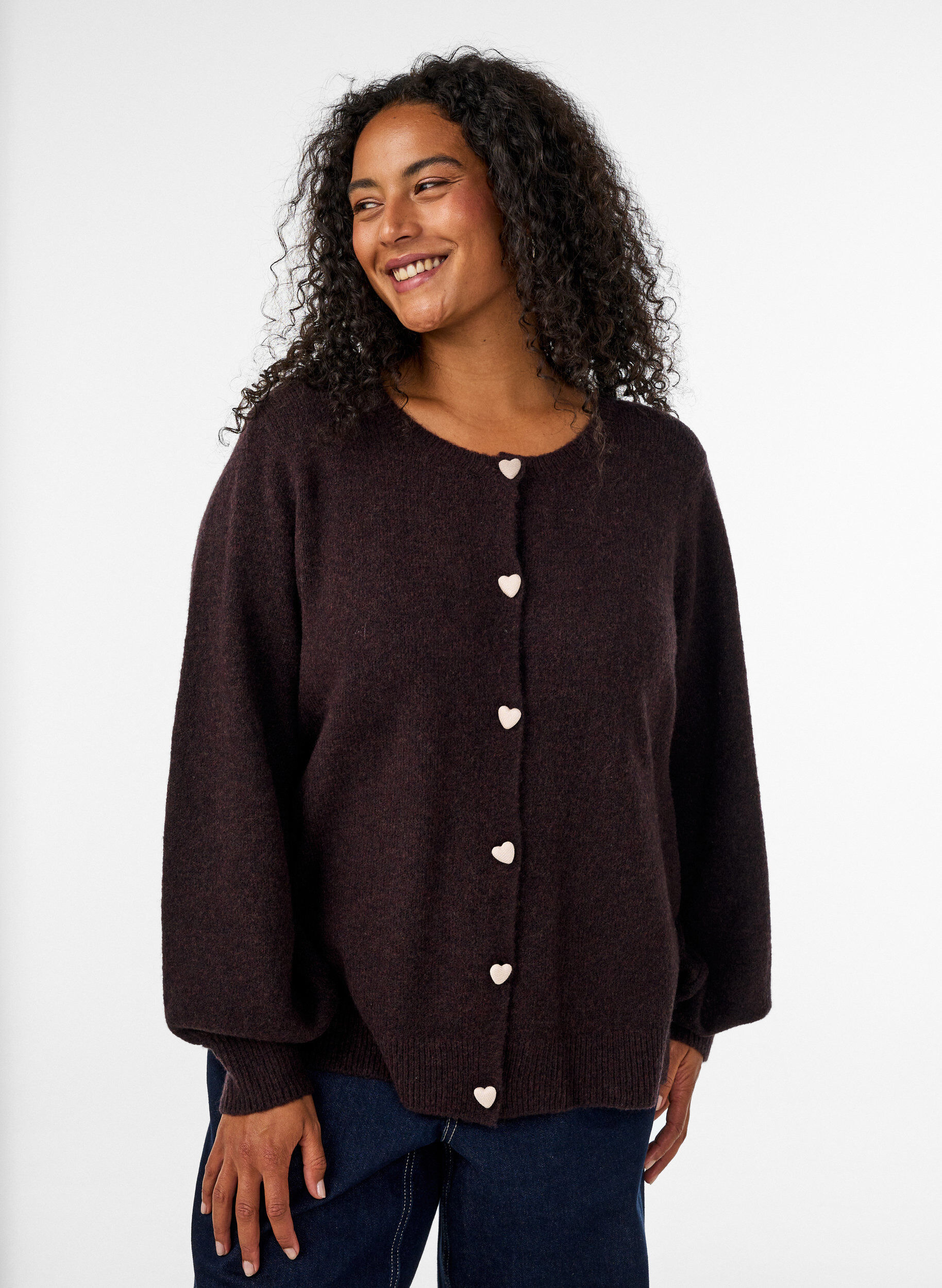 Cardigan with heart-shaped buttons, Brown, Model