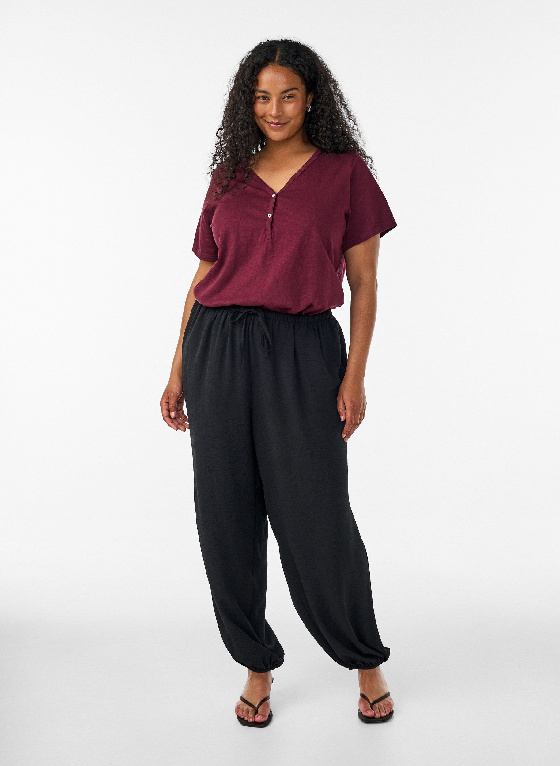ZizzifashionT-shirt with button detail, Dark Bordeaux, Model image number 1
