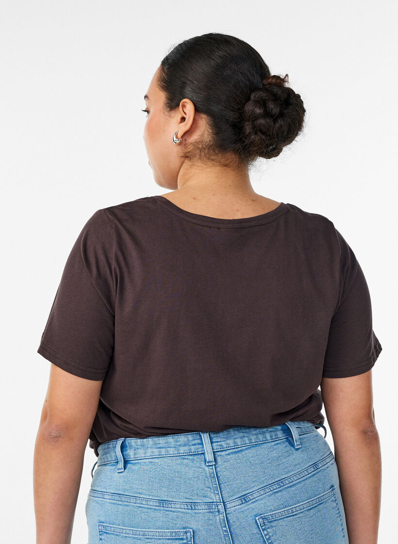 T-shirt with motif, Brown, Model image number 2