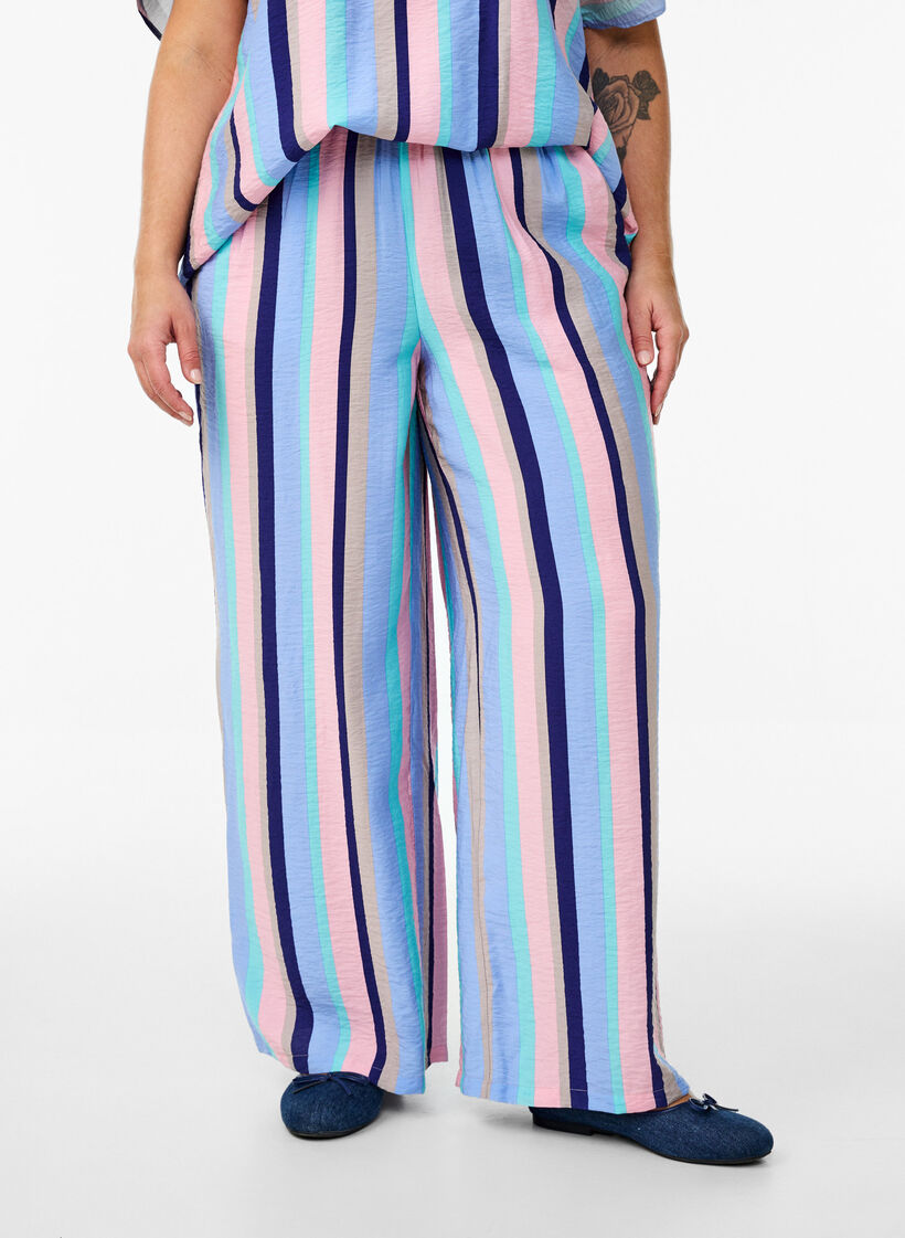 Loose viscose trousers with stripes, Blue, Model image number 2