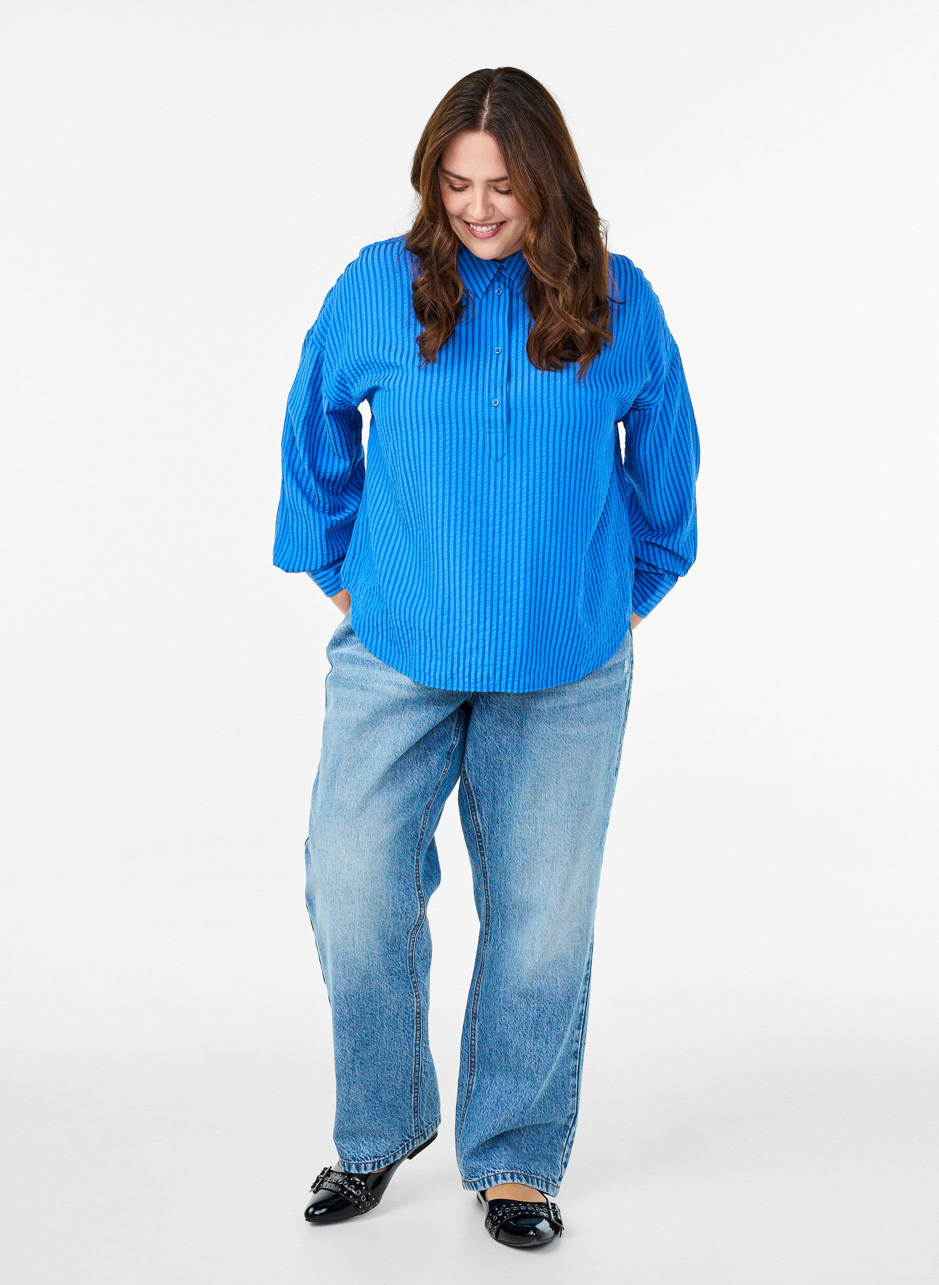 Zizzifashion Striped shirt with button detail on the back, Blue, Model image number 1