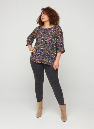 Printed blouse with lace back and 3/4-length sleeves, Black/Multi Flower, Model image number 2