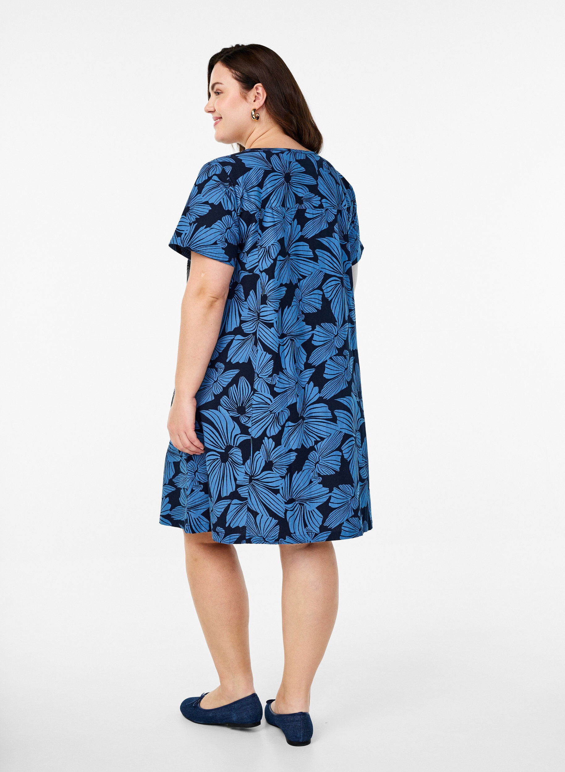 Zizzifashion Short a-line dress with floral print, Blue, Model image number 2