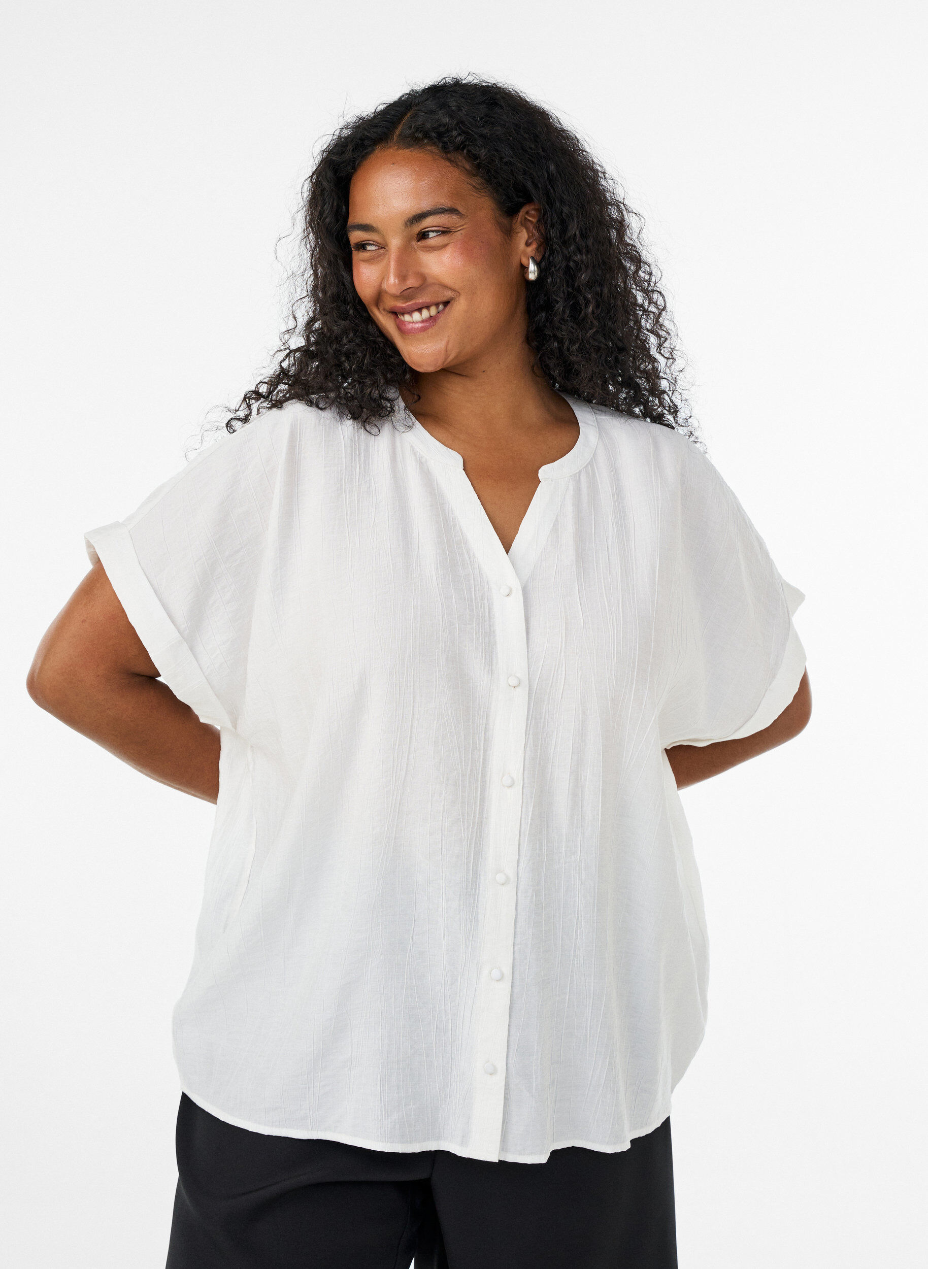 Zizzifashion Viscose blouse with buttons and texture, Vanilla, Model image number 0