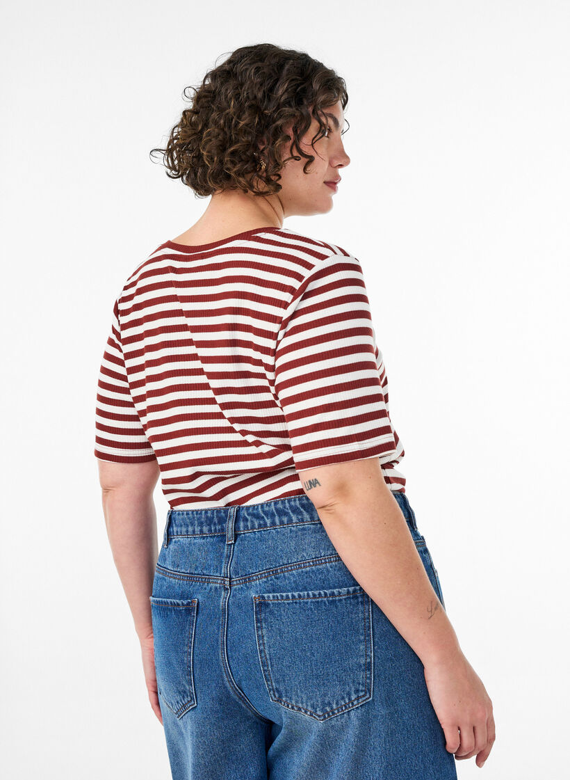 Striped T-shirt with ribbed texture, Red, Model image number 2