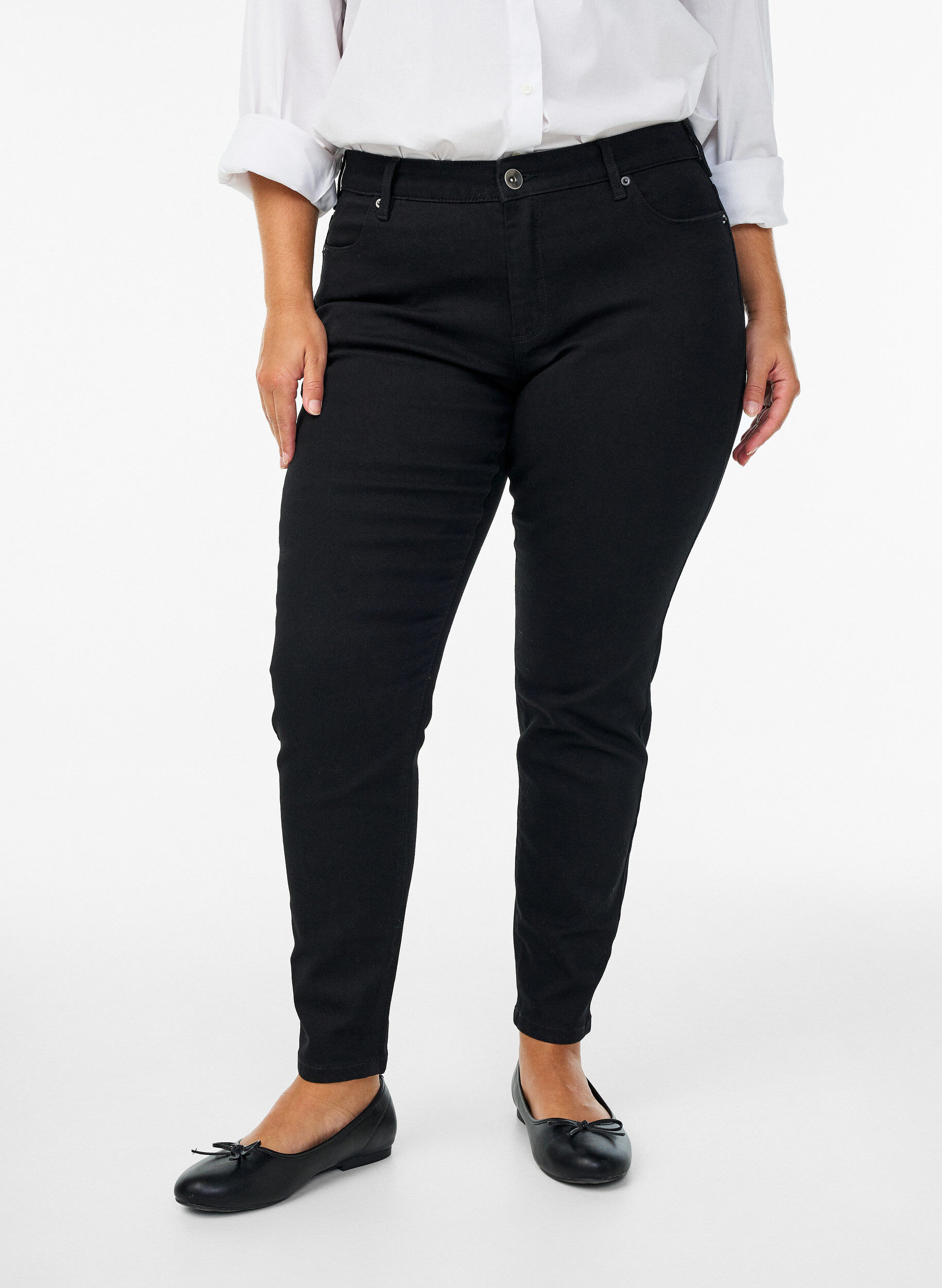 ZizzifashionSlim fit Emily jeans with regular waist, Black, Model image number 2