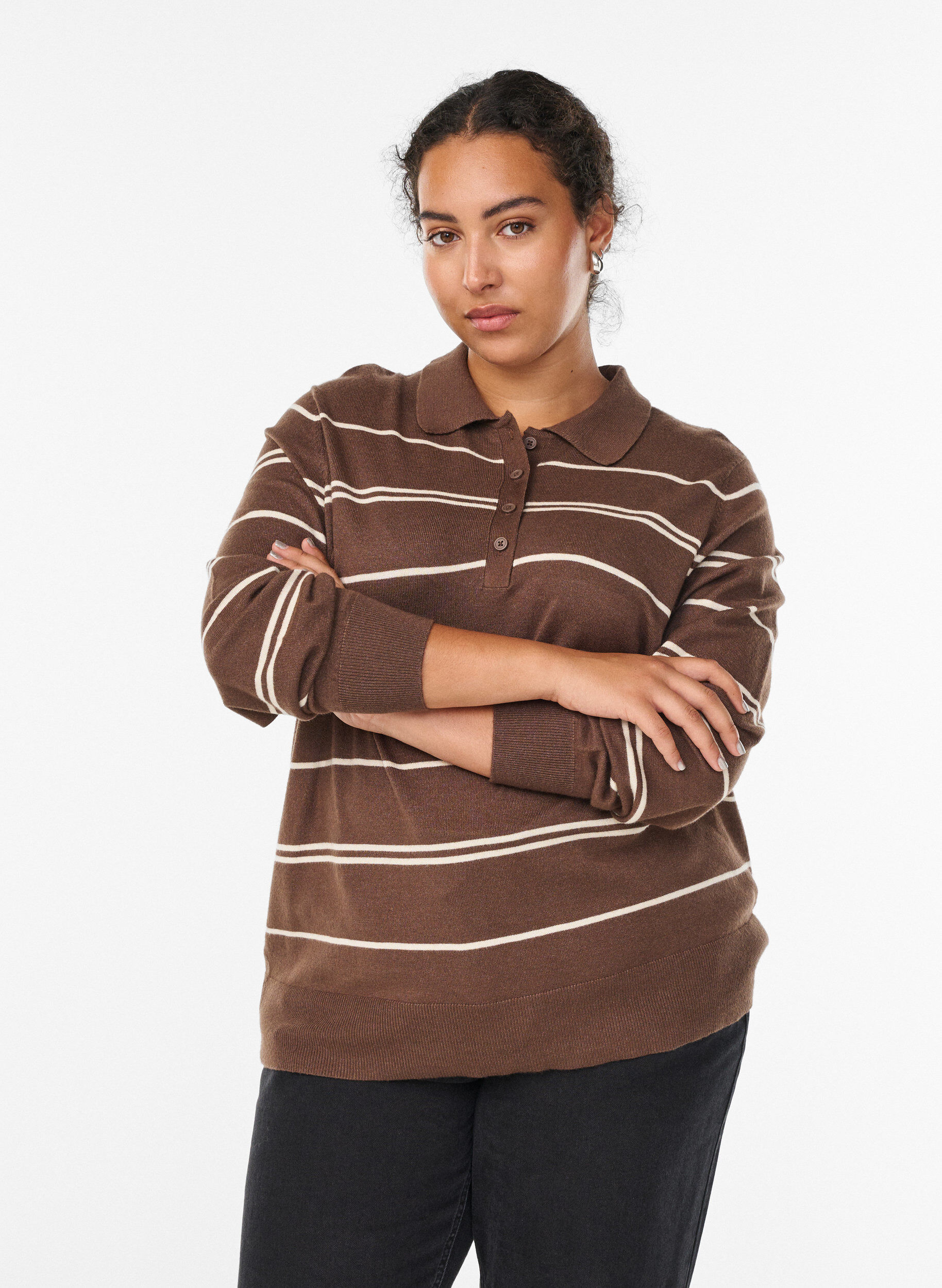 Knit blouse with collar, Brown, Model