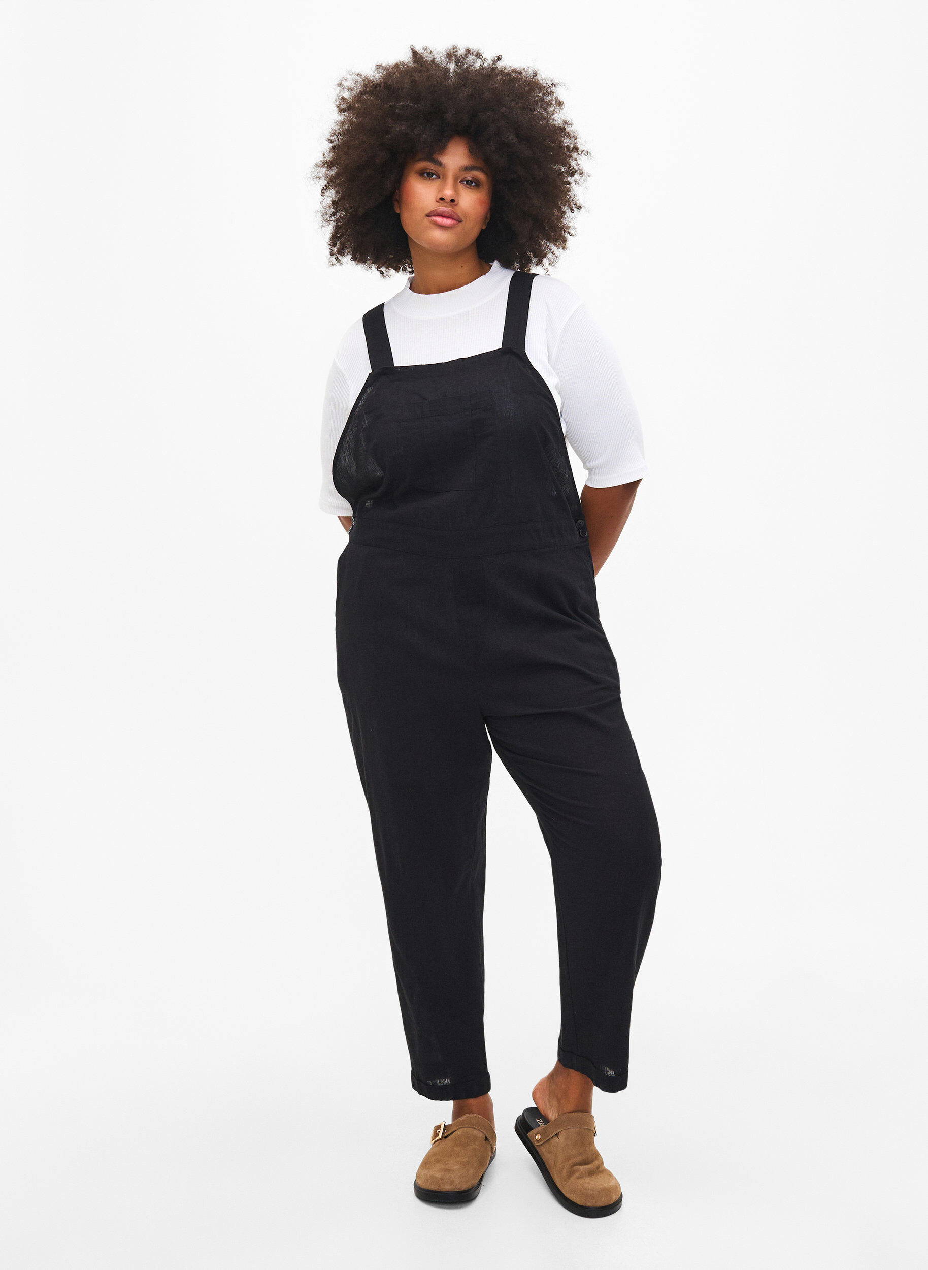 Zizzifashion Overalls in linen mix, Black, Model image number 0