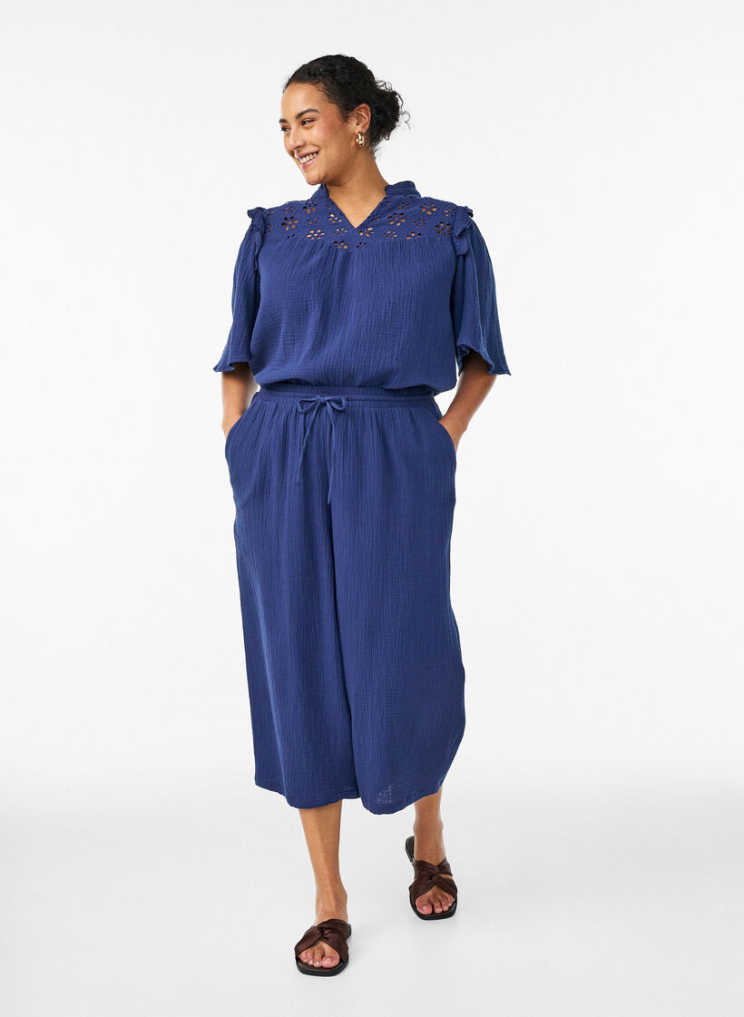 Culotte trousers in cotton muslin with high waist, Blue, Model image number 0