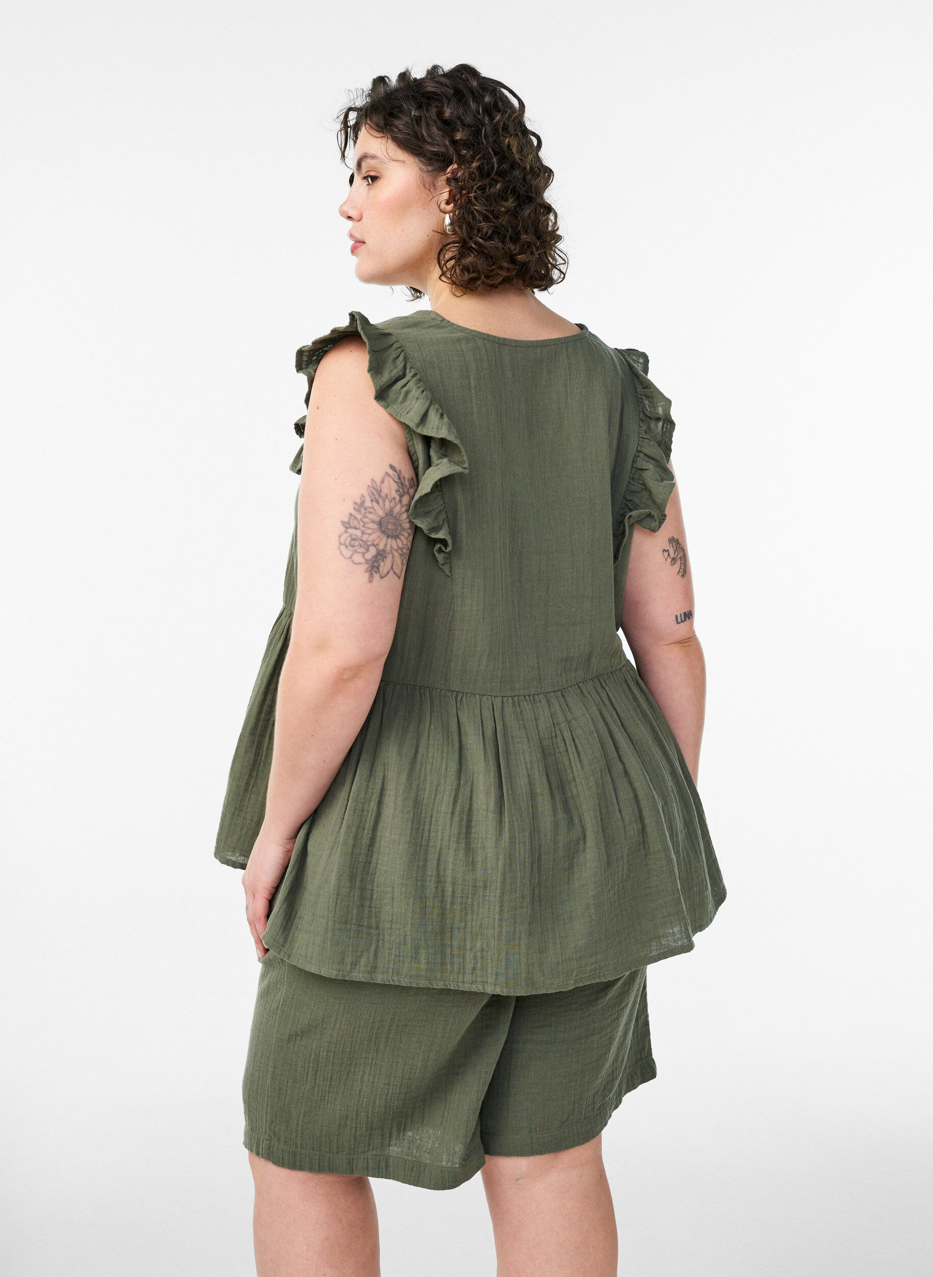 ZizzifashionLoose cotton muslin shorts with a high waist, Green, Model image number 2