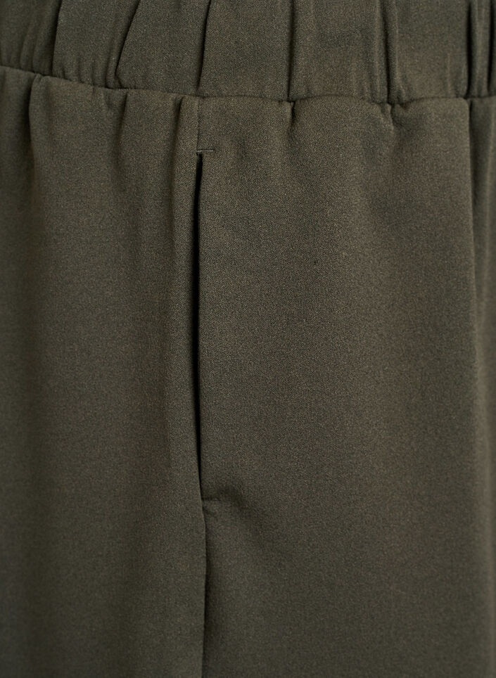 Loose shorts with pockets, Green, Packshot image number 2