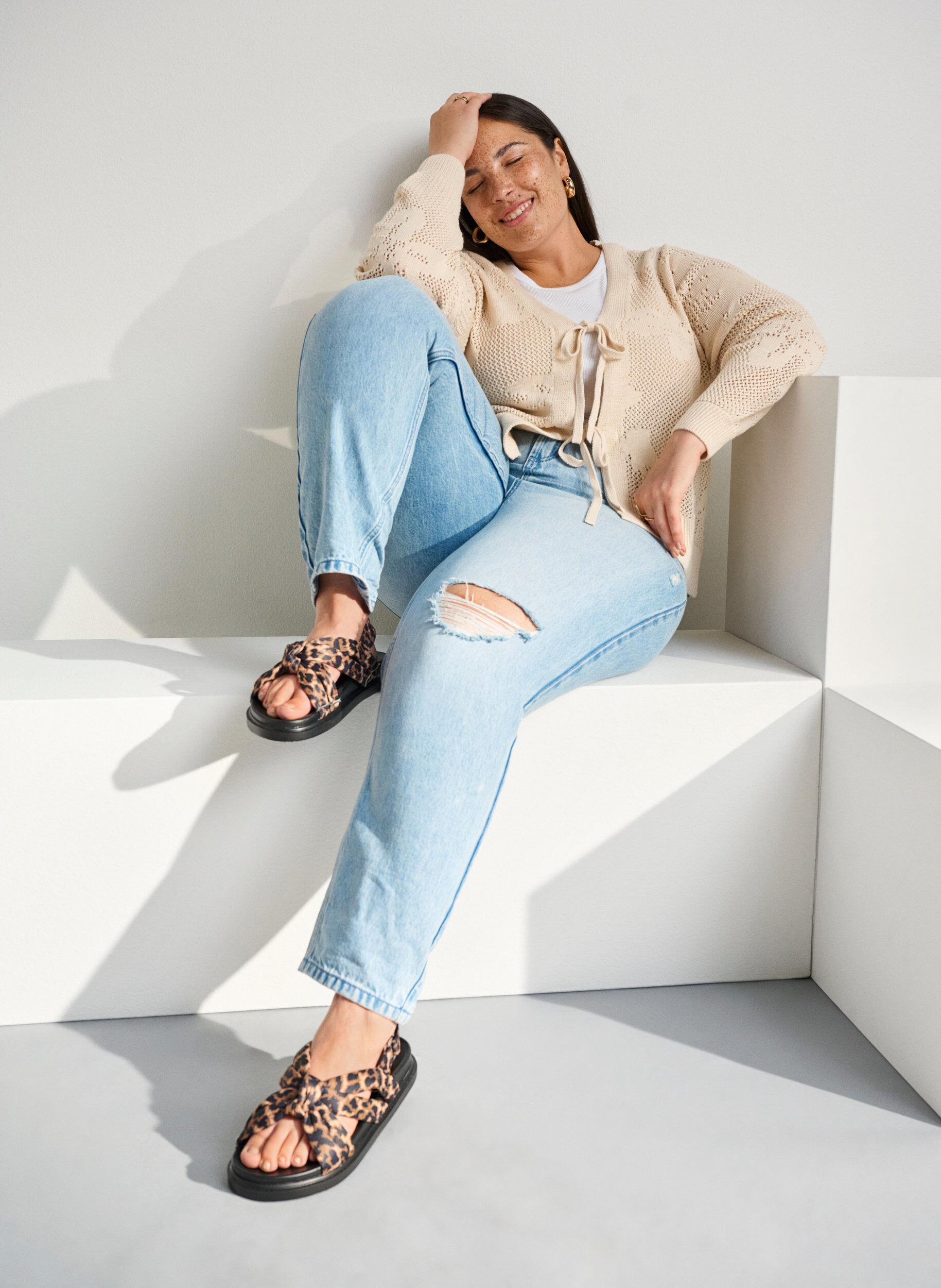 Wide fit - Sandal with knot detail