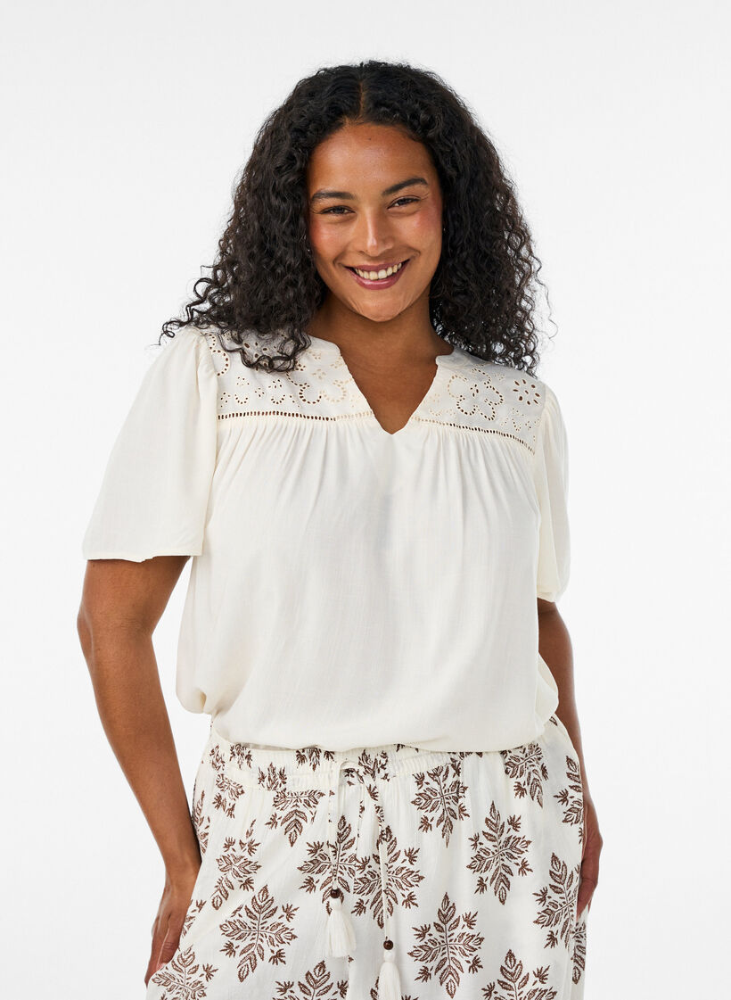 Blouse in viscose with broderie anglaise, Beige, Model image number 0