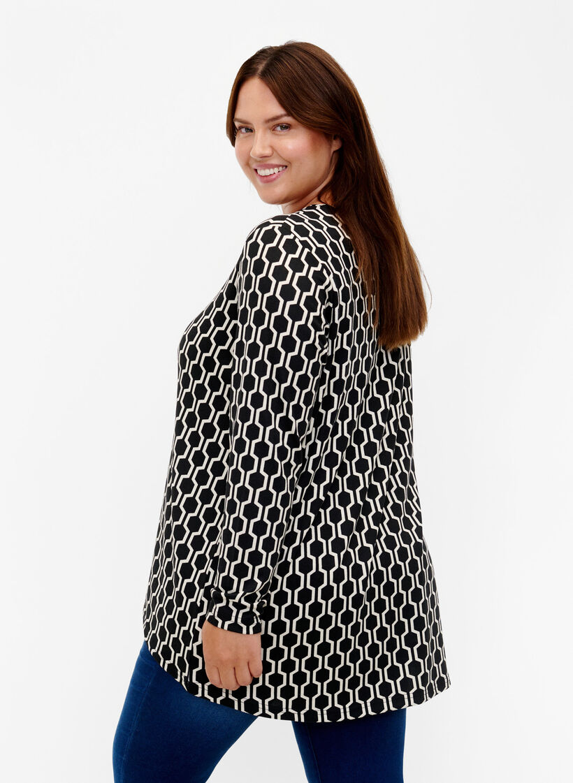 Patterned blouse with long sleeves, Birch W. Graphic, Model image number 1