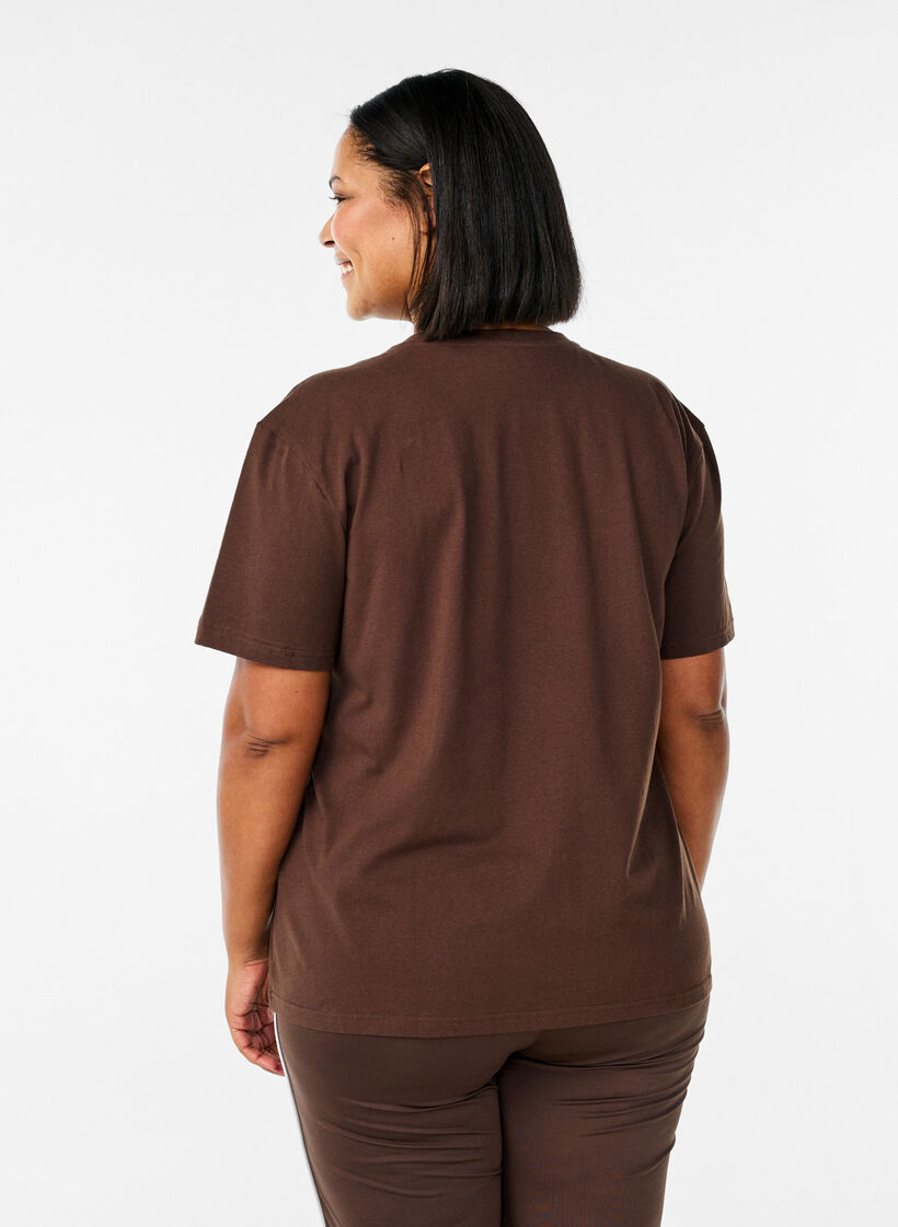 Sporty T-shirt in organic cotton, Brown, Model image number 2