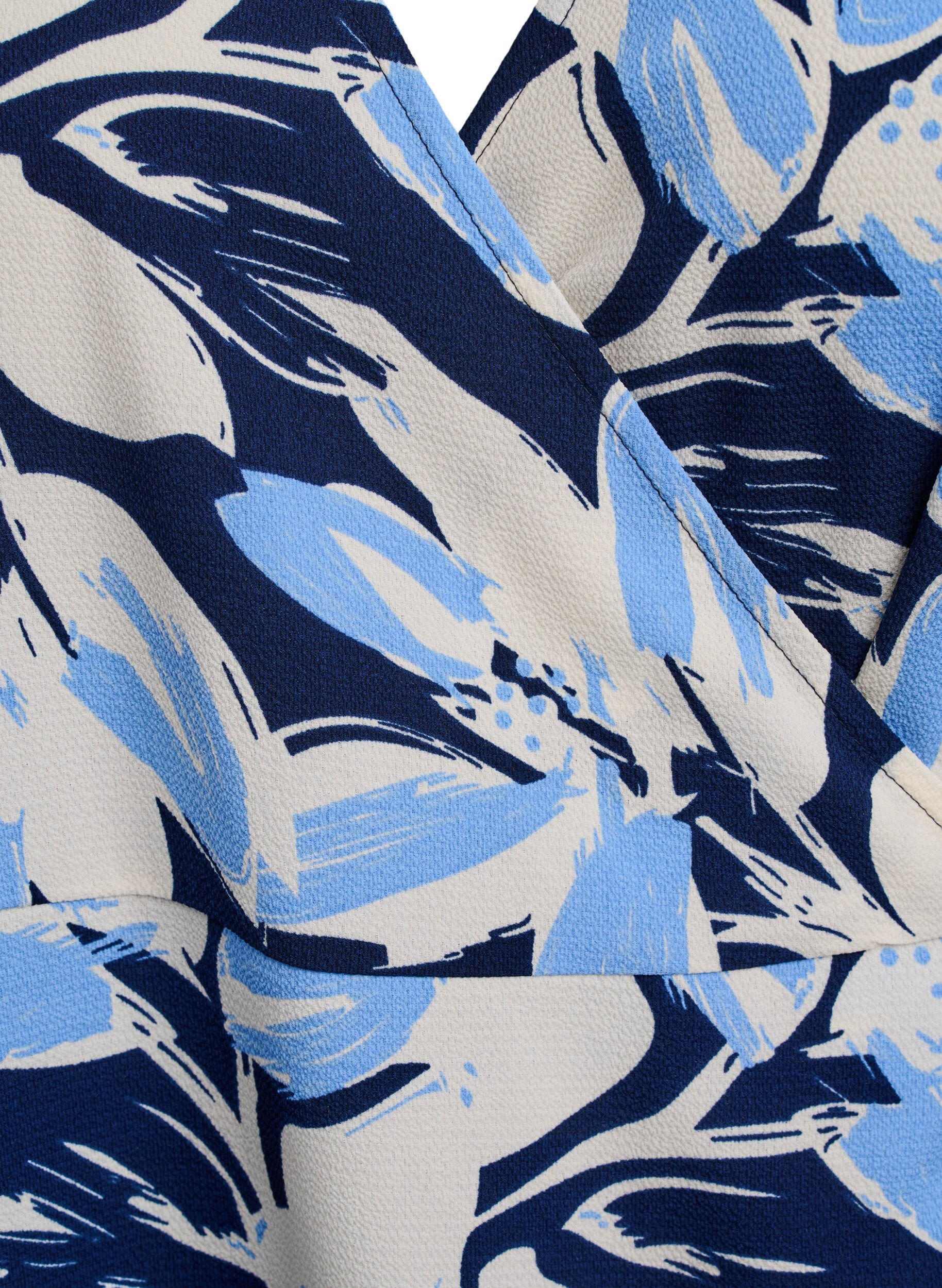 Zizzifashion Floral wrap dress with short sleeves, Blue, Packshot image number 2