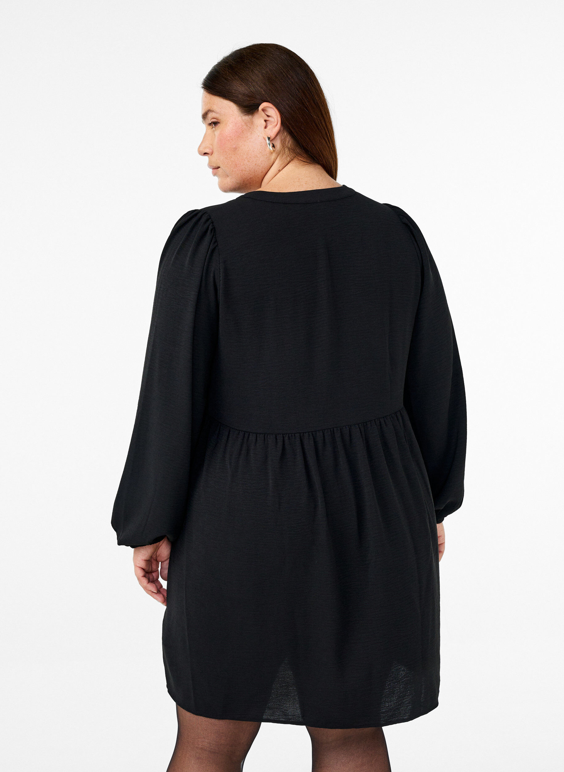 Zizzifashion FLASH - Short dress with pleats and long sleeves, Black, Model image number 2