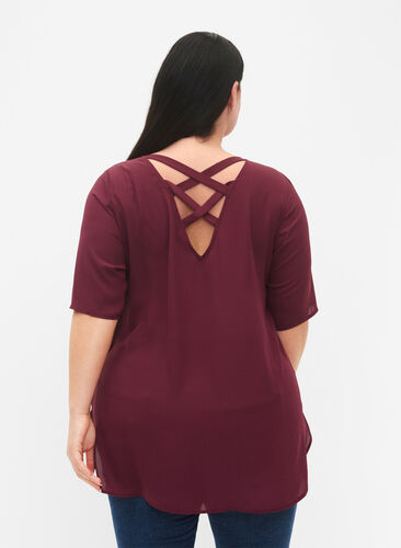 Blouse with cross on the back, Port Royal, Model image number 1
