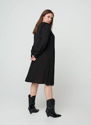 Long-sleeved viscose dress, Black, Model image number 1