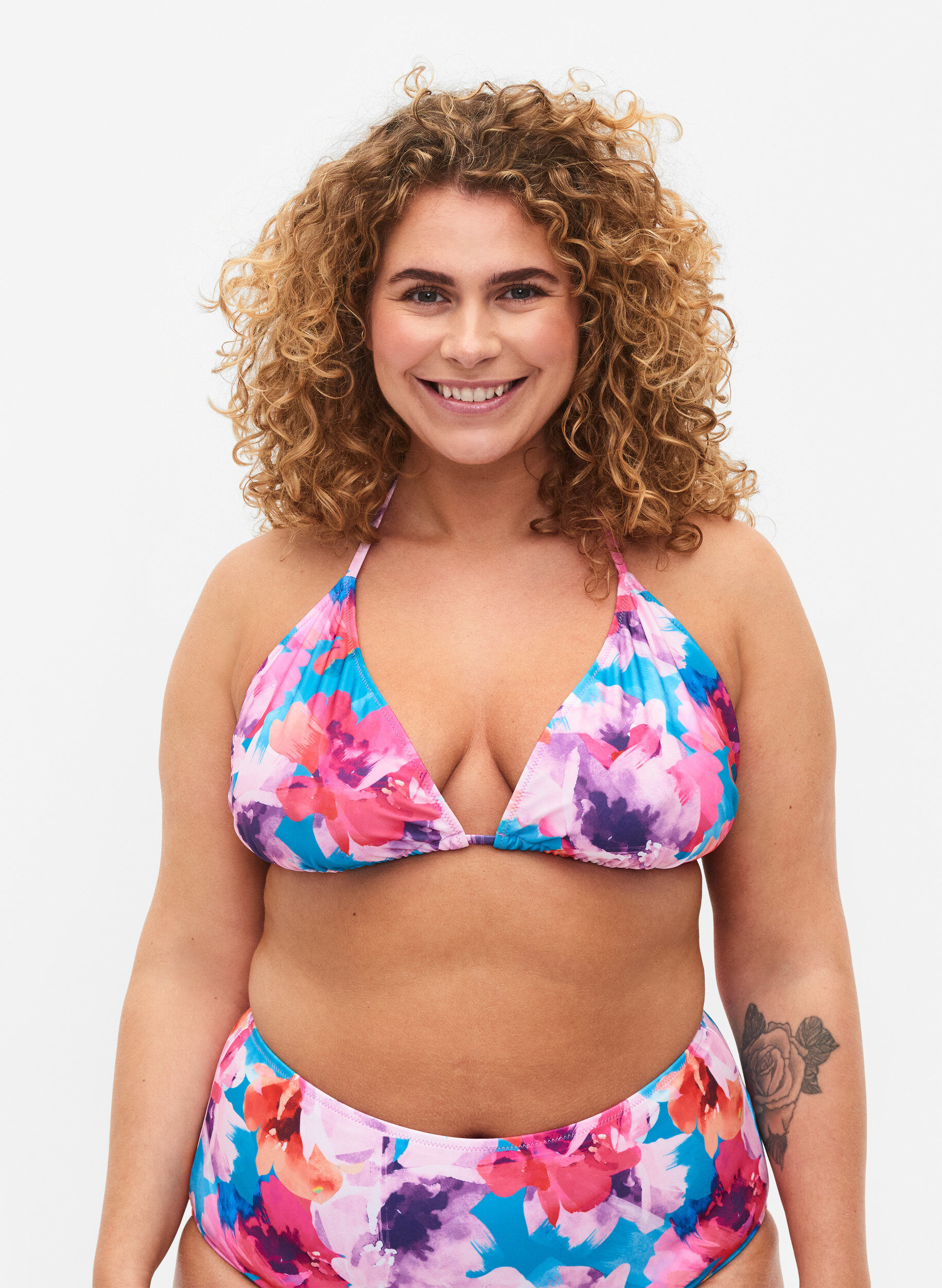 Zizzifashion Triangle bikini bra with print, Pink, Model image number 0