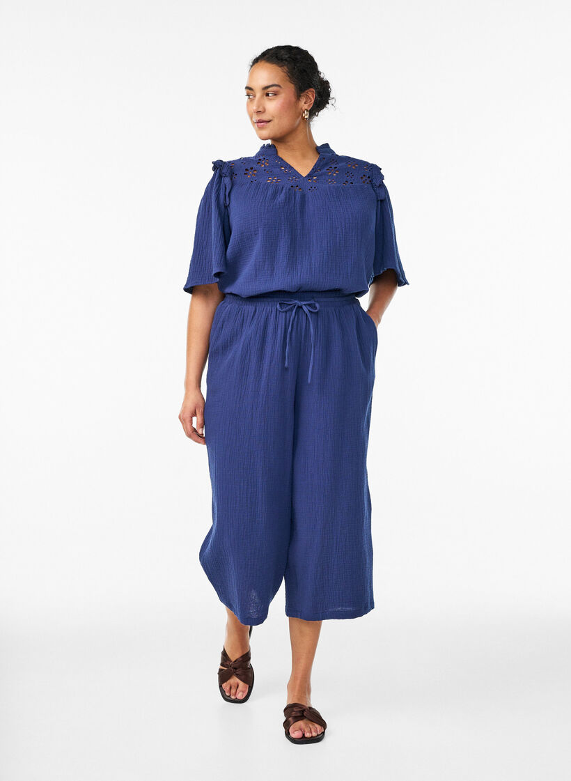 Blouse in cotton muslin with broderie anglaise and 1/2 sleeves, Blue, Model image number 1