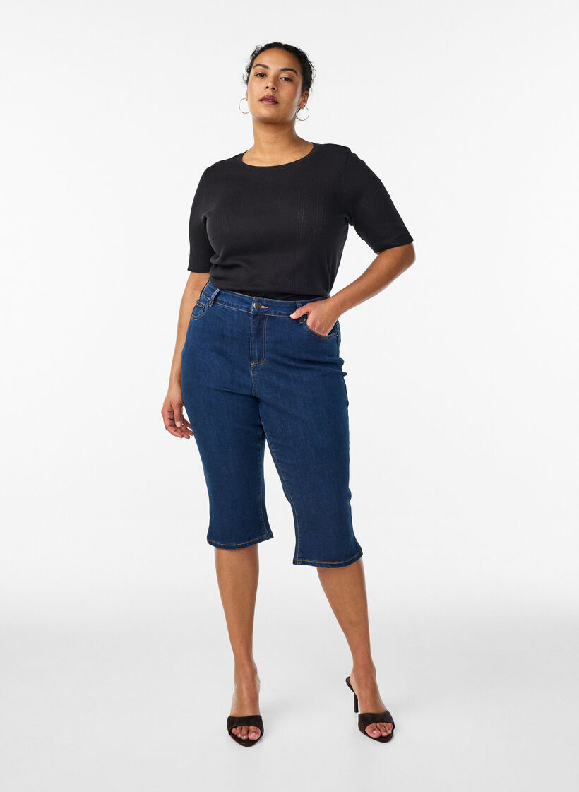 Cotton T-shirt with eyelet embroidery, Black, Model image number 1