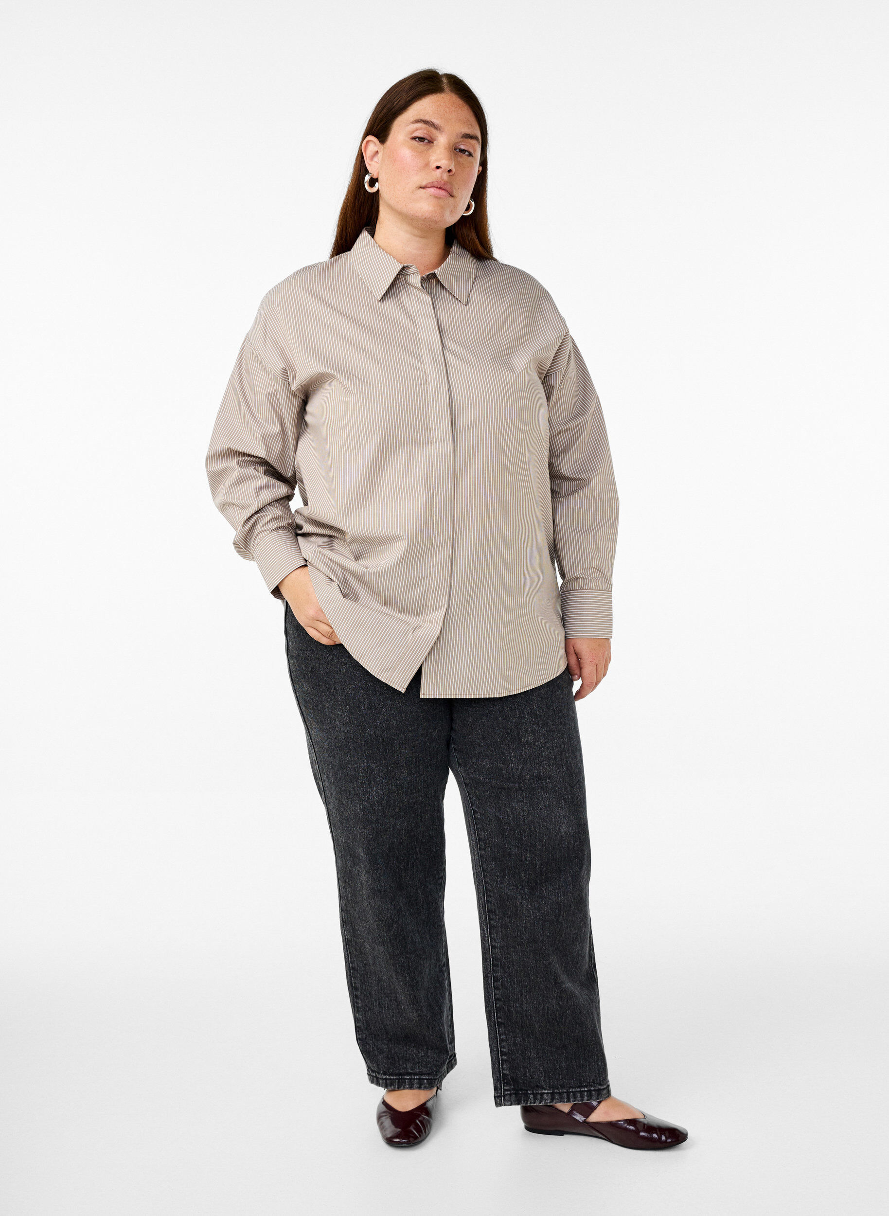 Zizzifashion Loose long-sleeved shirt with stripes, Brown, Model image number 1