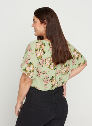 Short-sleeved viscose blouse with floral print, Light Green April, Model image number 1