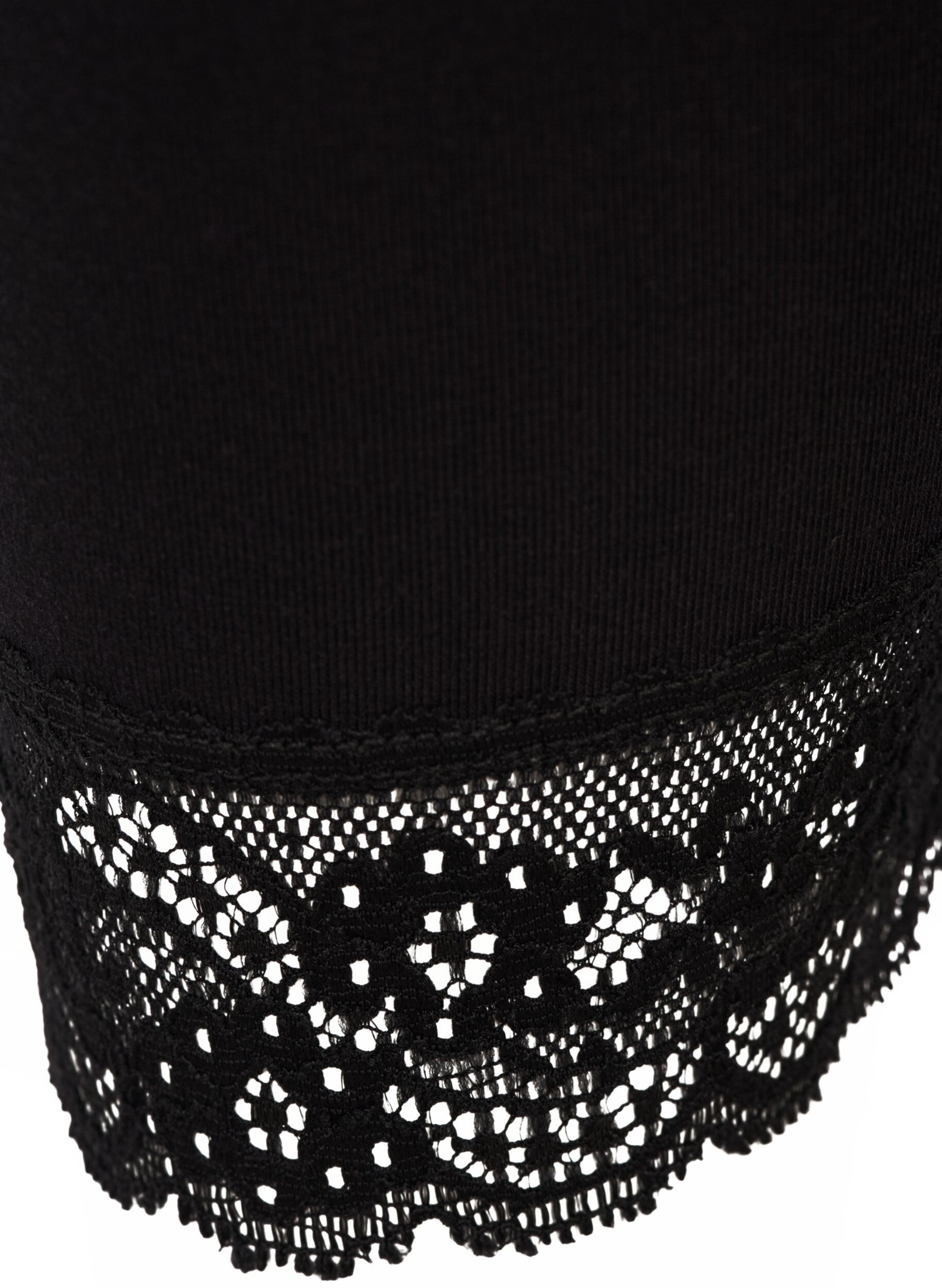 Zizzifashion Basic 3/4 leggings with lace trim, Black, Packshot image number 2