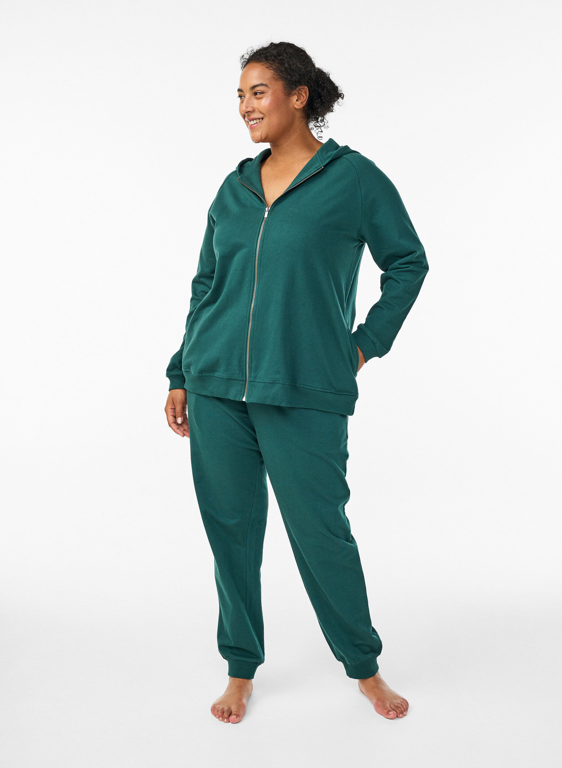 Zizzifashion Hoodie with zipper and back print, Green, Model image number 1