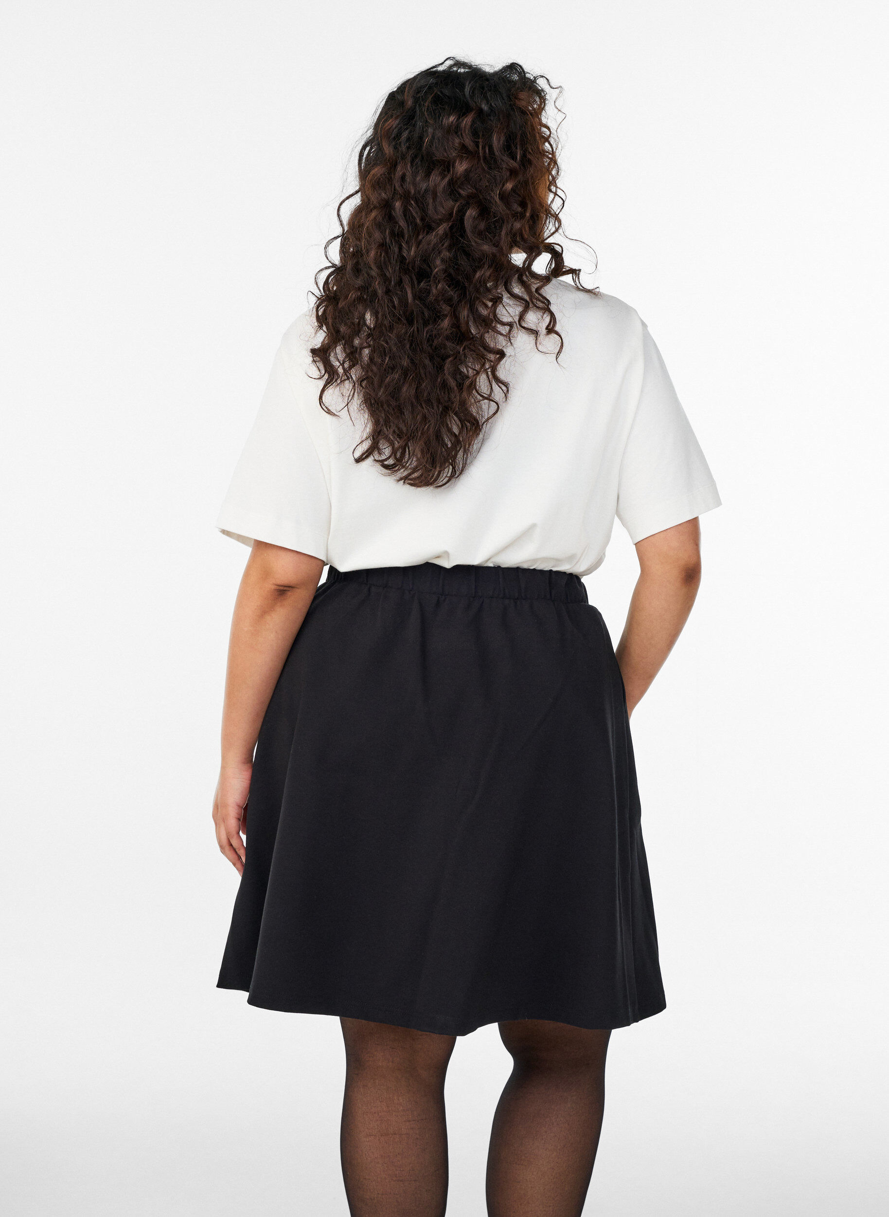 Zizzifashion Skater skirt in viscose, Black, Model image number 2