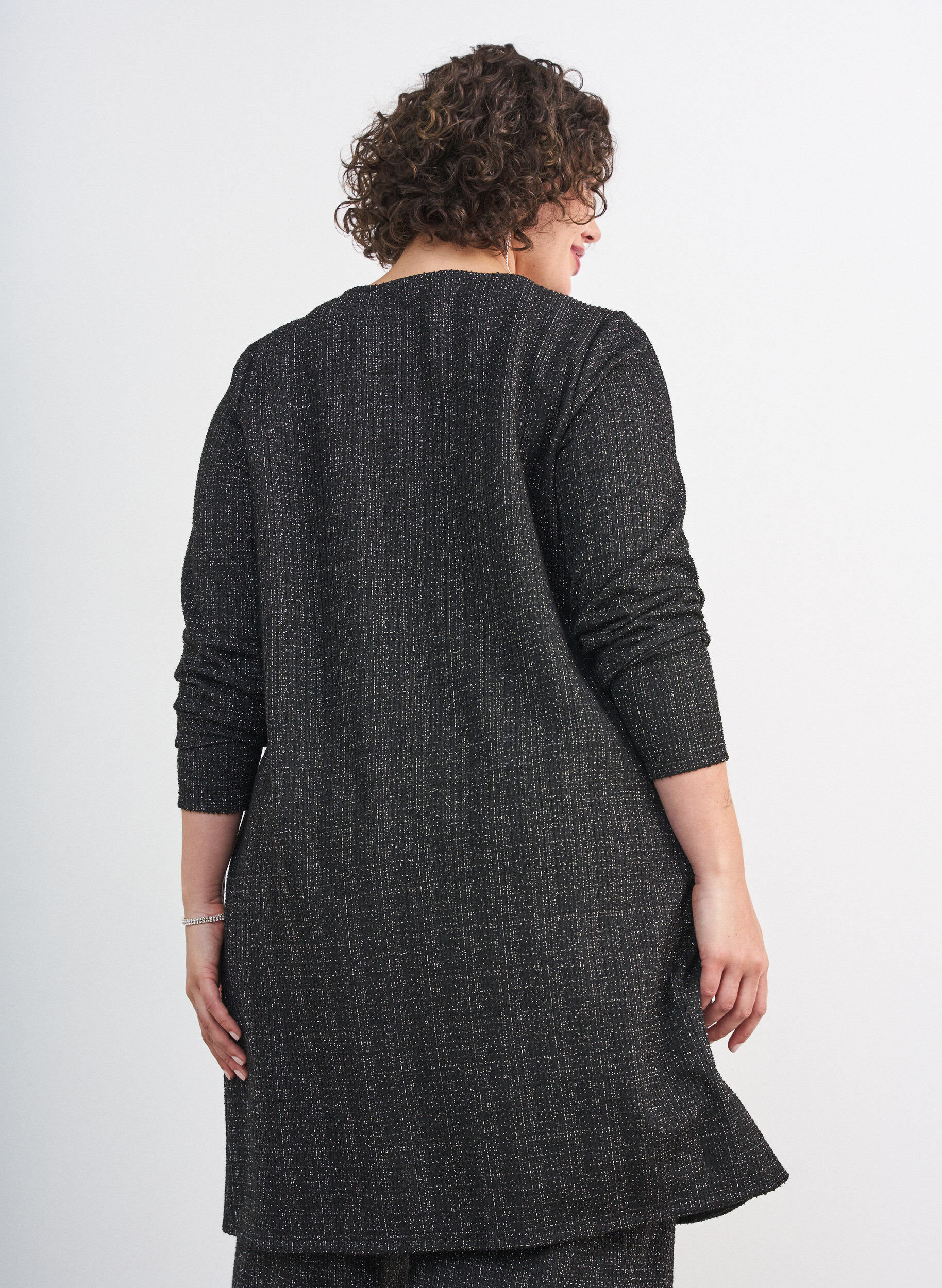 ZizzifashionShort dress with a boucl&eacute; texture and glitter threads, Black, Model image number 2