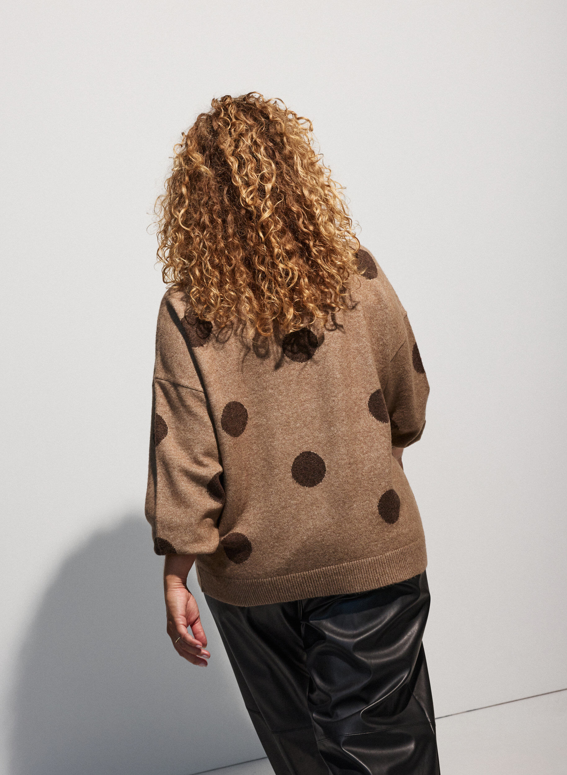 ZizzifashionKnitted blouse with a dotted pattern, Brown, Model image number 3
