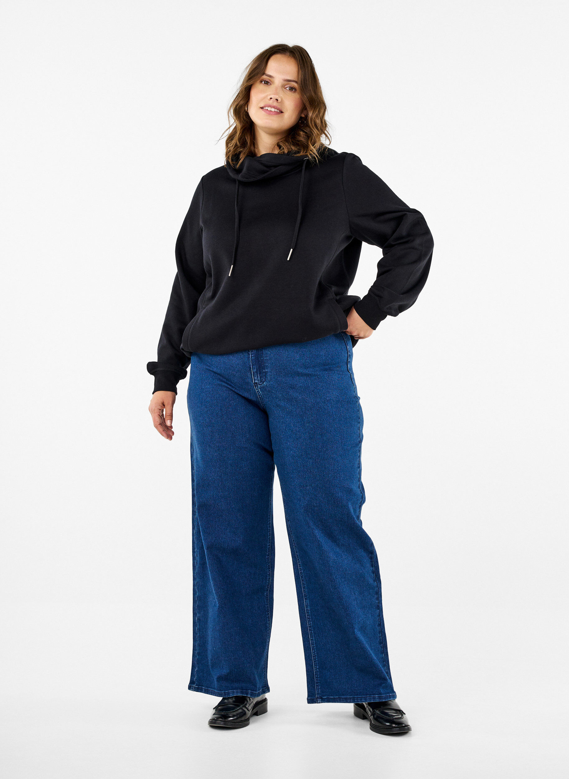 Wide-leg jeans, Blue, Model