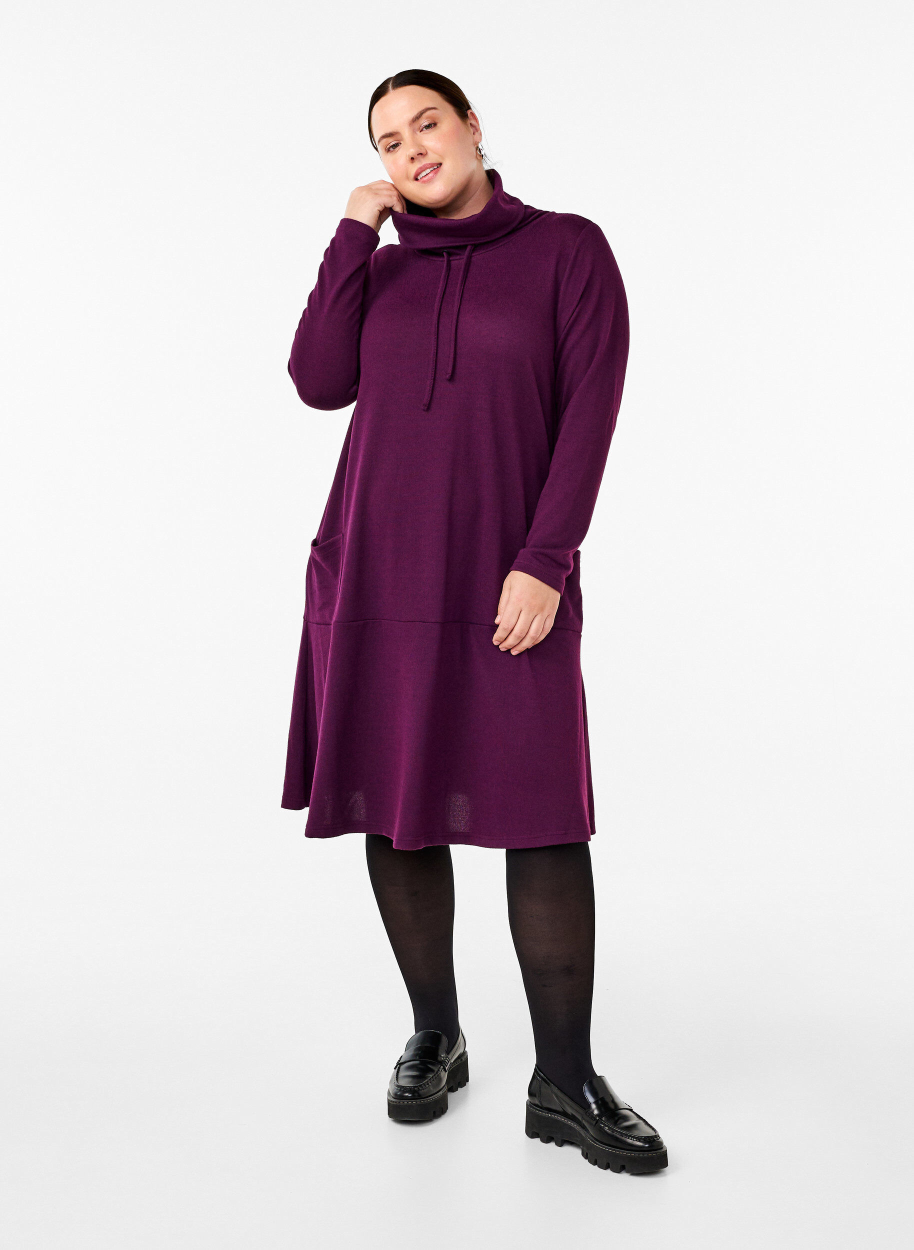 Zizzifashion Jersey dress with high neck and pockets, Purple, Model image number 1