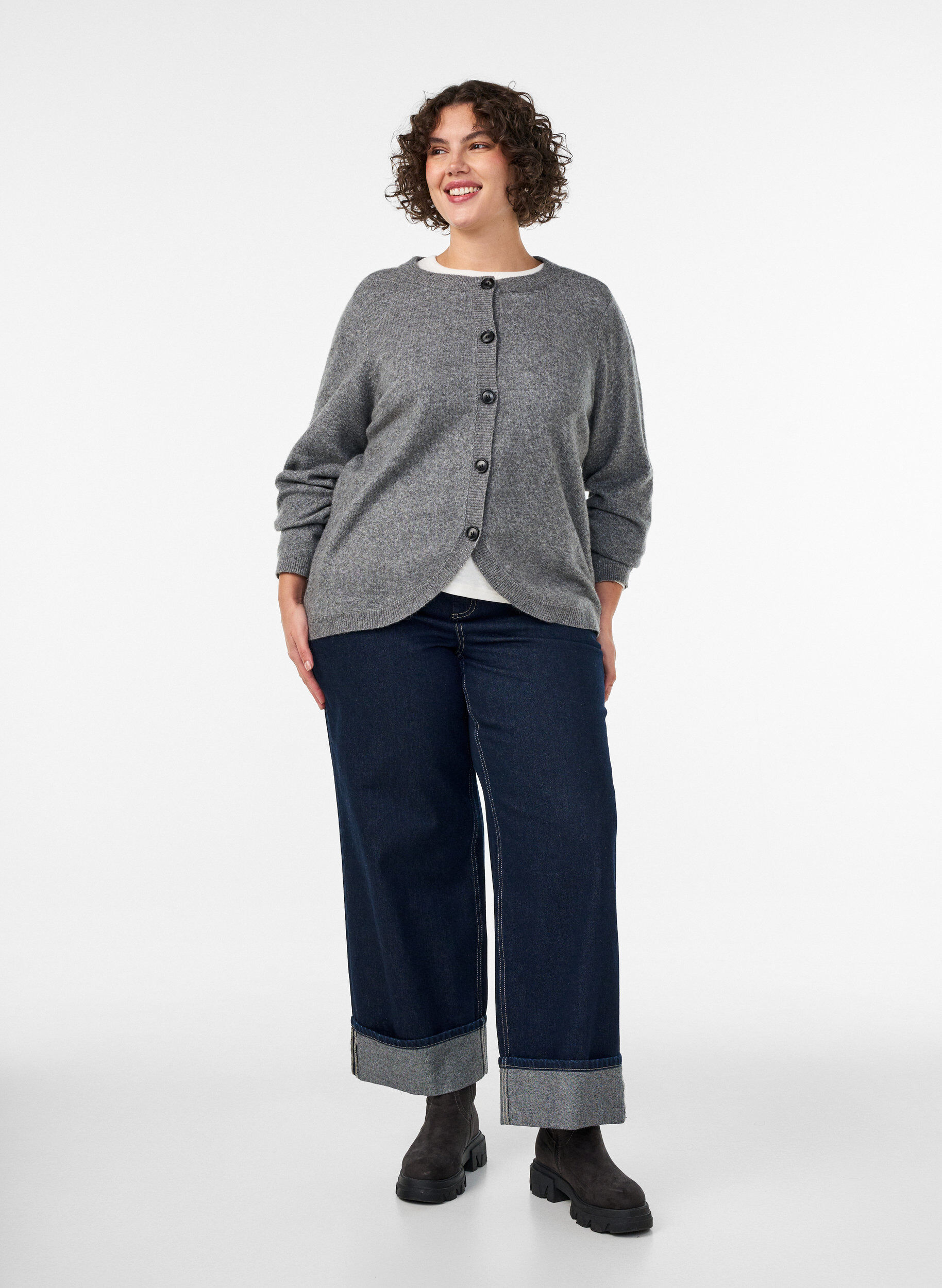 ZizzifashionCardigan with buttons and a rounded front, Grey, Model image number 1