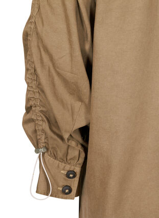 Long sturdy shirt with chest pockets, Kaki Green, Packshot image number 3