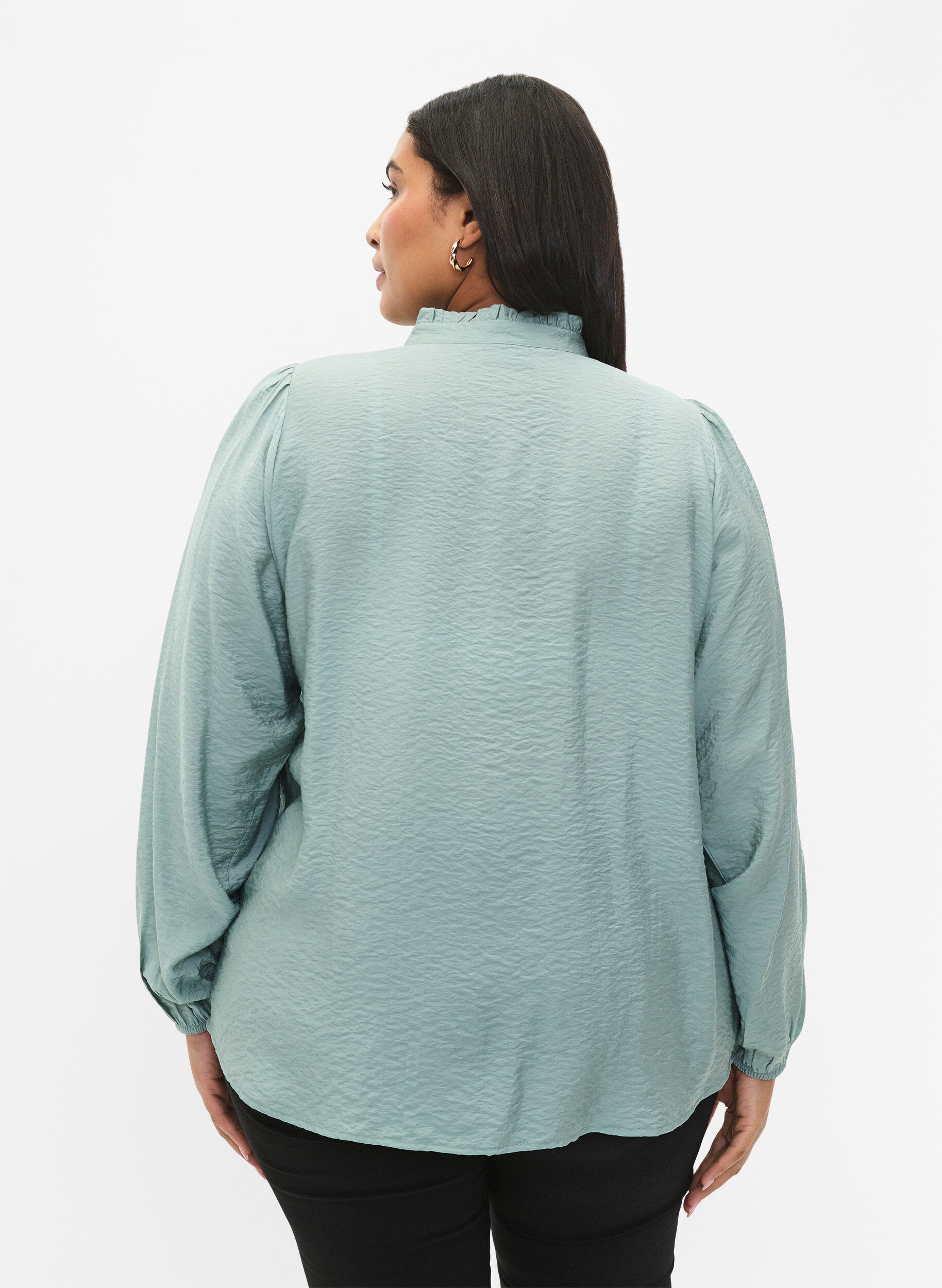 Zizzifashion Viscose shirt blouse with ruffle collar, Chinois Green, Model image number 1
