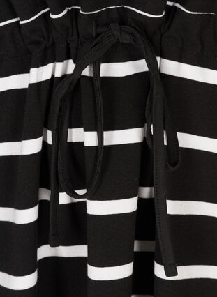 Short dress, Black w. white stripes , Packshot image number 3
