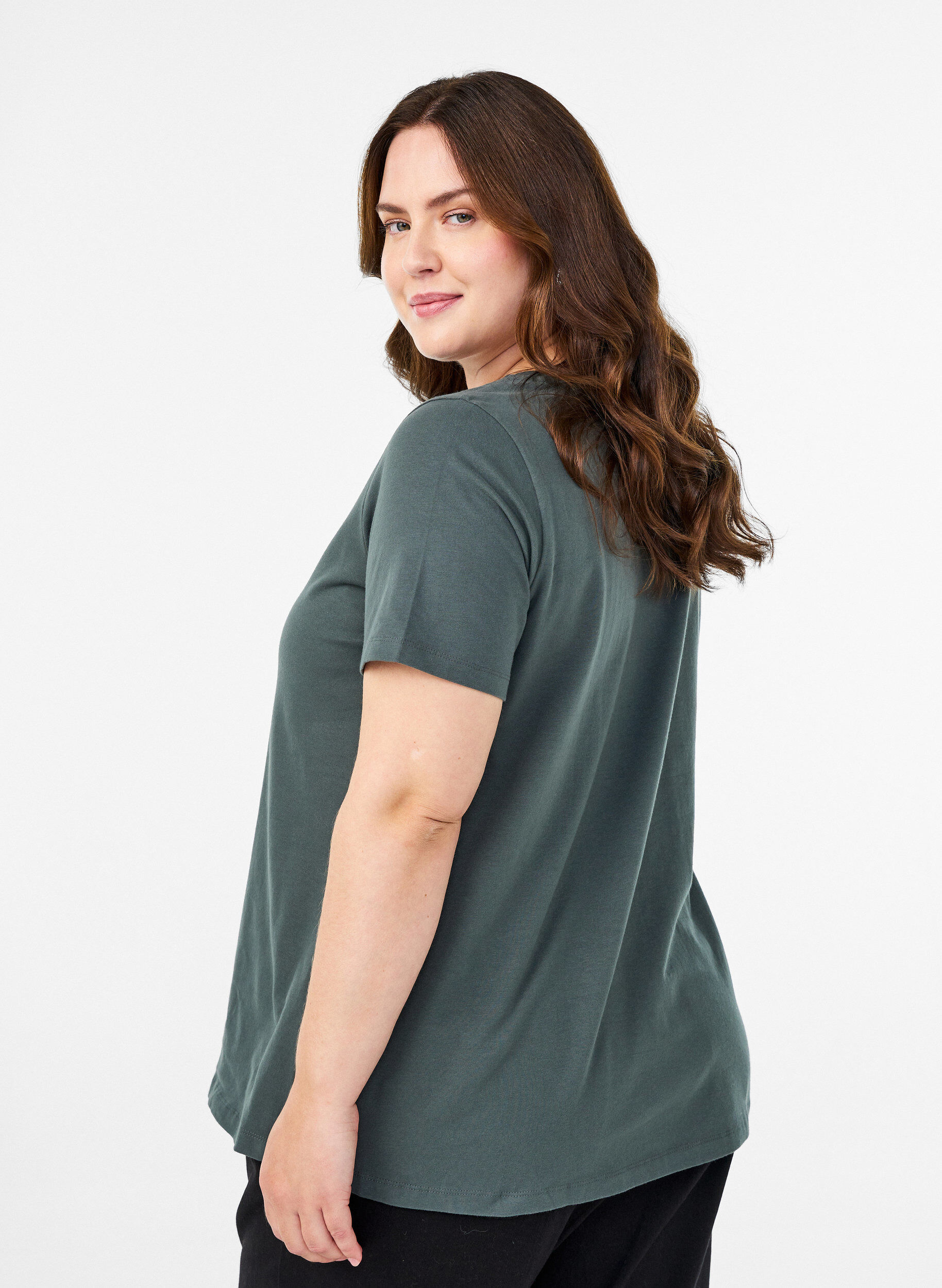 Zizzifashion Solid-coloured basic cotton T-shirt, Green, Model image number 2
