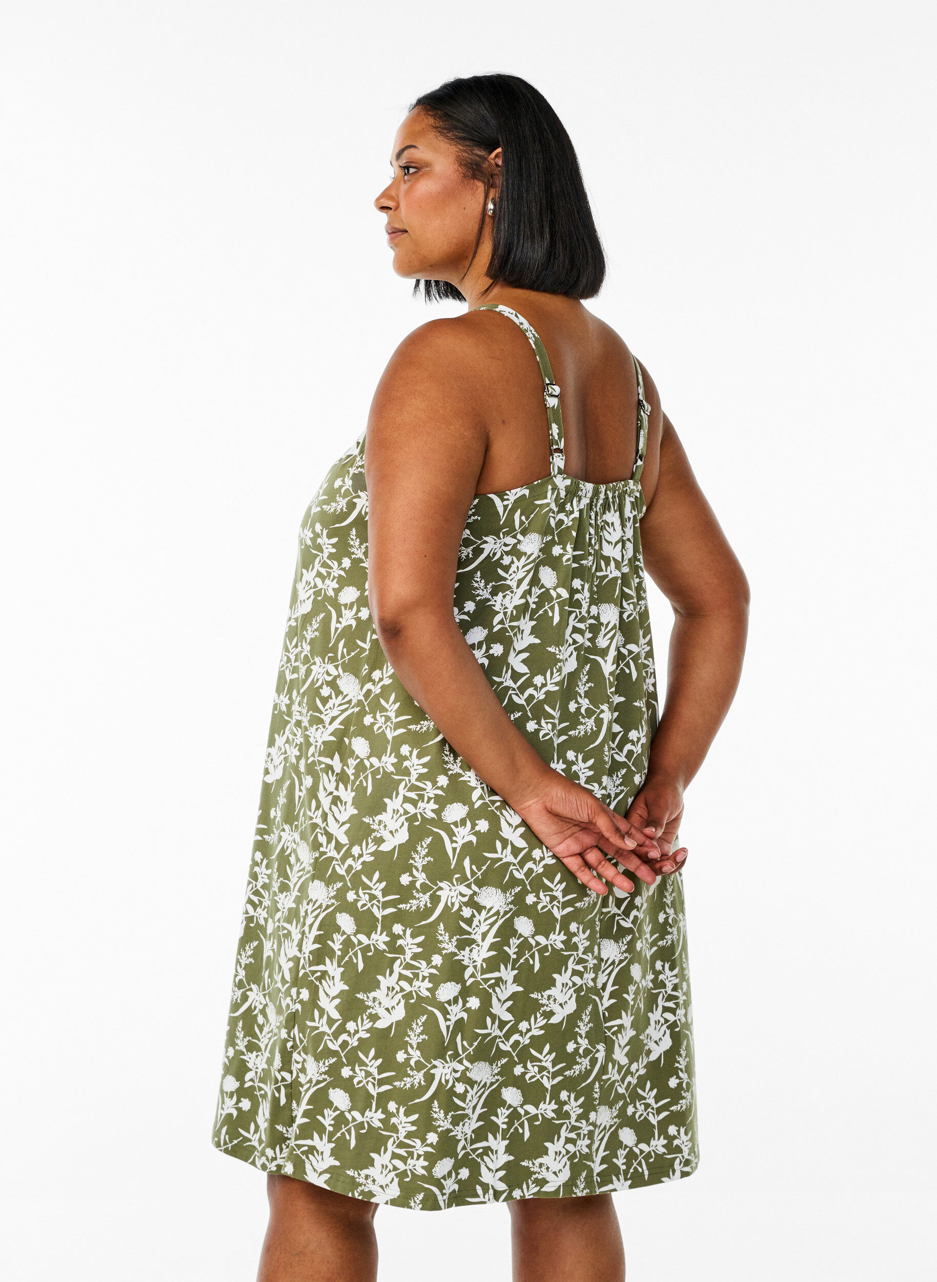 Zizzifashion Knee-length strap dress in organic cotton, Green, Model image number 2