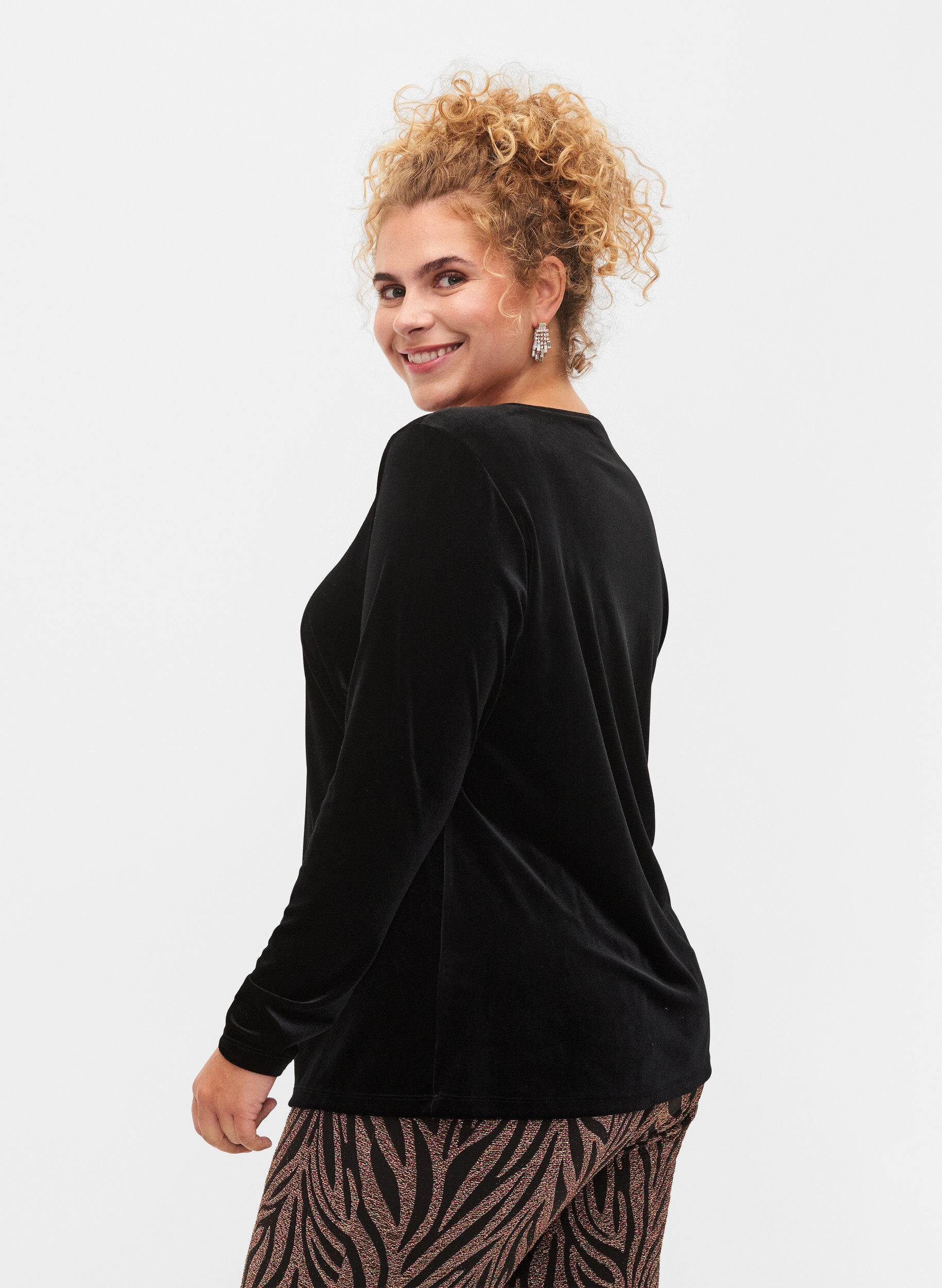 Zizzifashion Velour top with long sleeves, Black, Model image number 1