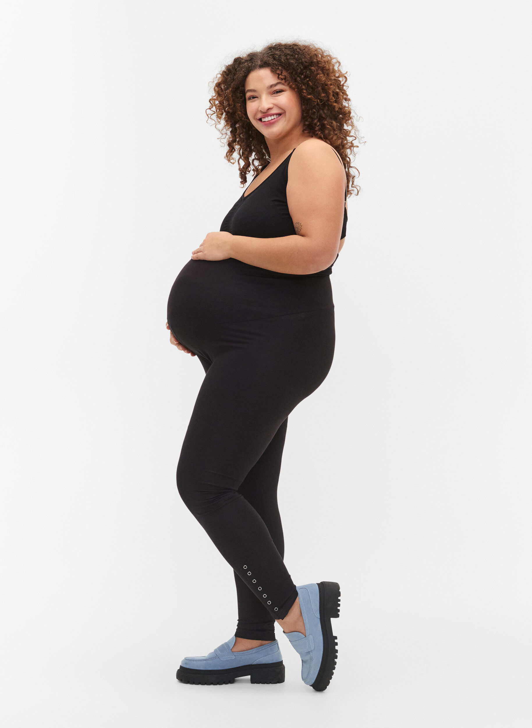 Zizzifashion Pregnancy leggings in viscose with buttons, Black, Model image number 0