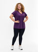 Loose training t-shirt with v-neck, Purple Pennant, Model image number 2