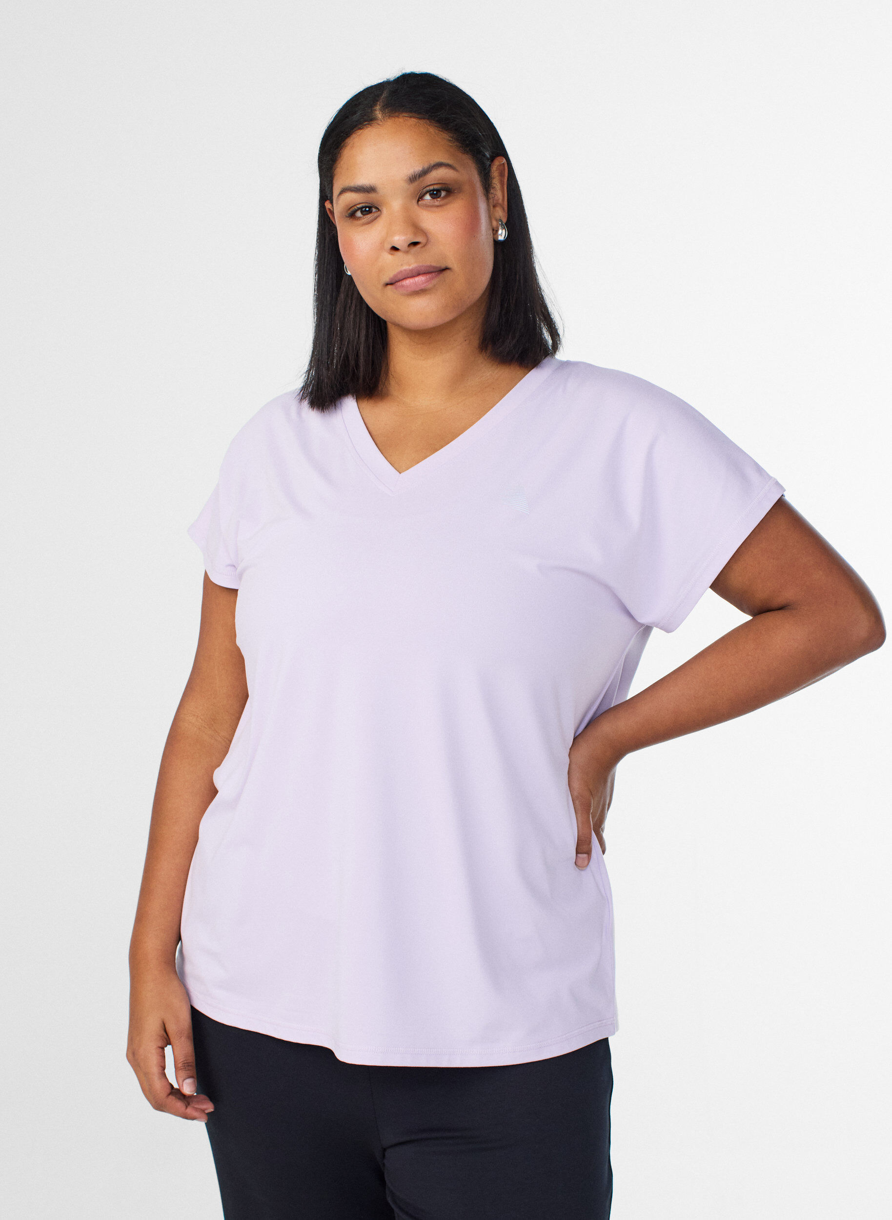 Loose training t-shirt with v-neck, Purple, Model