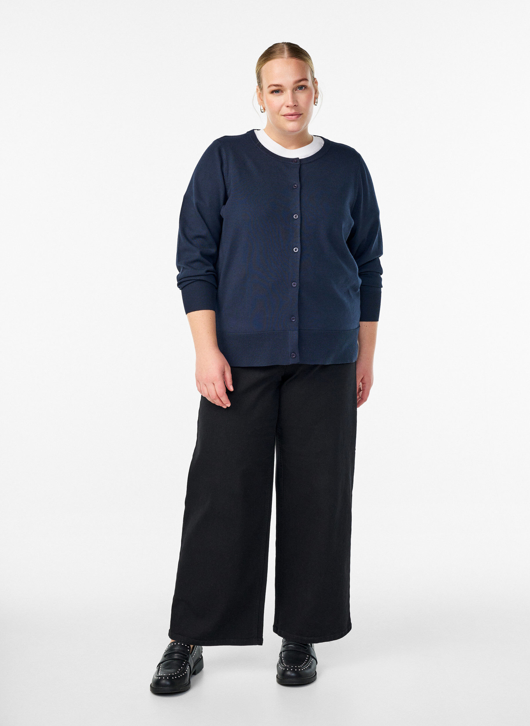 ZizzifashionFine-knit cardigan with round neck, Blue, Model image number 1