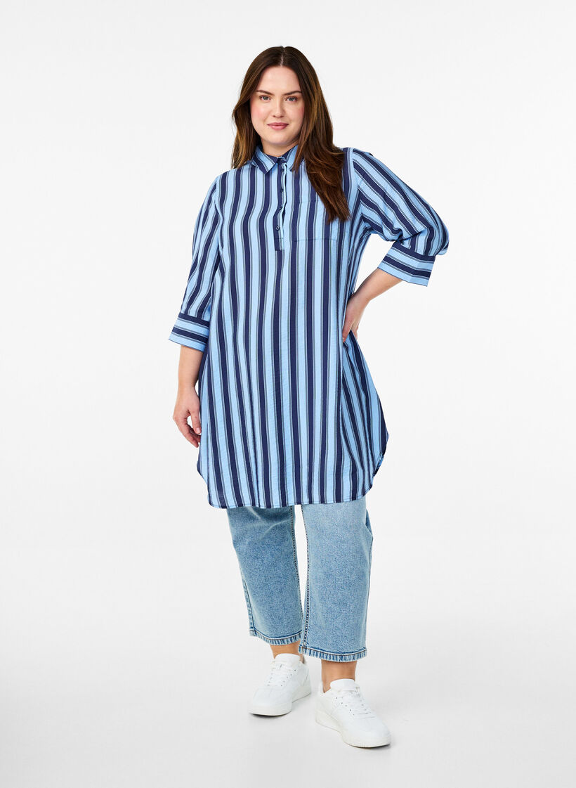 Short dress with collar and chest pocket, Blue, Model image number 1