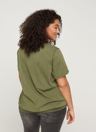 Short-sleeved t-shirt with acid wash and smock, Ivy Green acid wash, Model image number 1