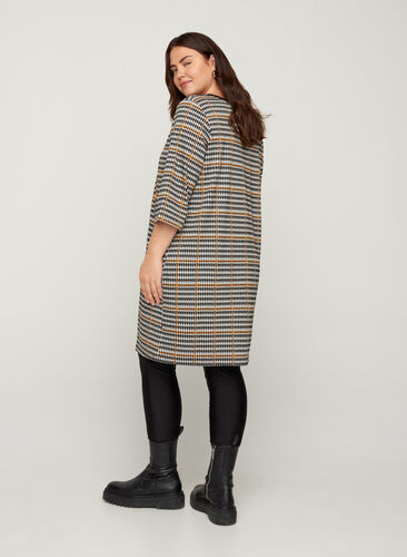 Dress with a V-neck and 3/4 length sleeves, Check, Model image number 1
